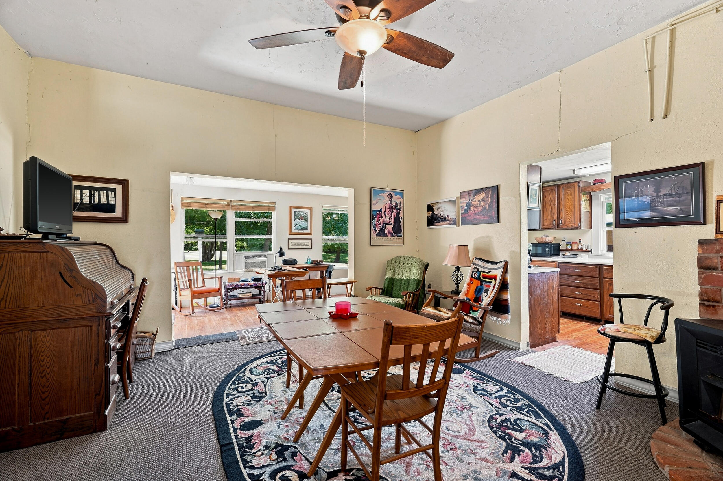16411 Old Highway 63 Property Photo 8