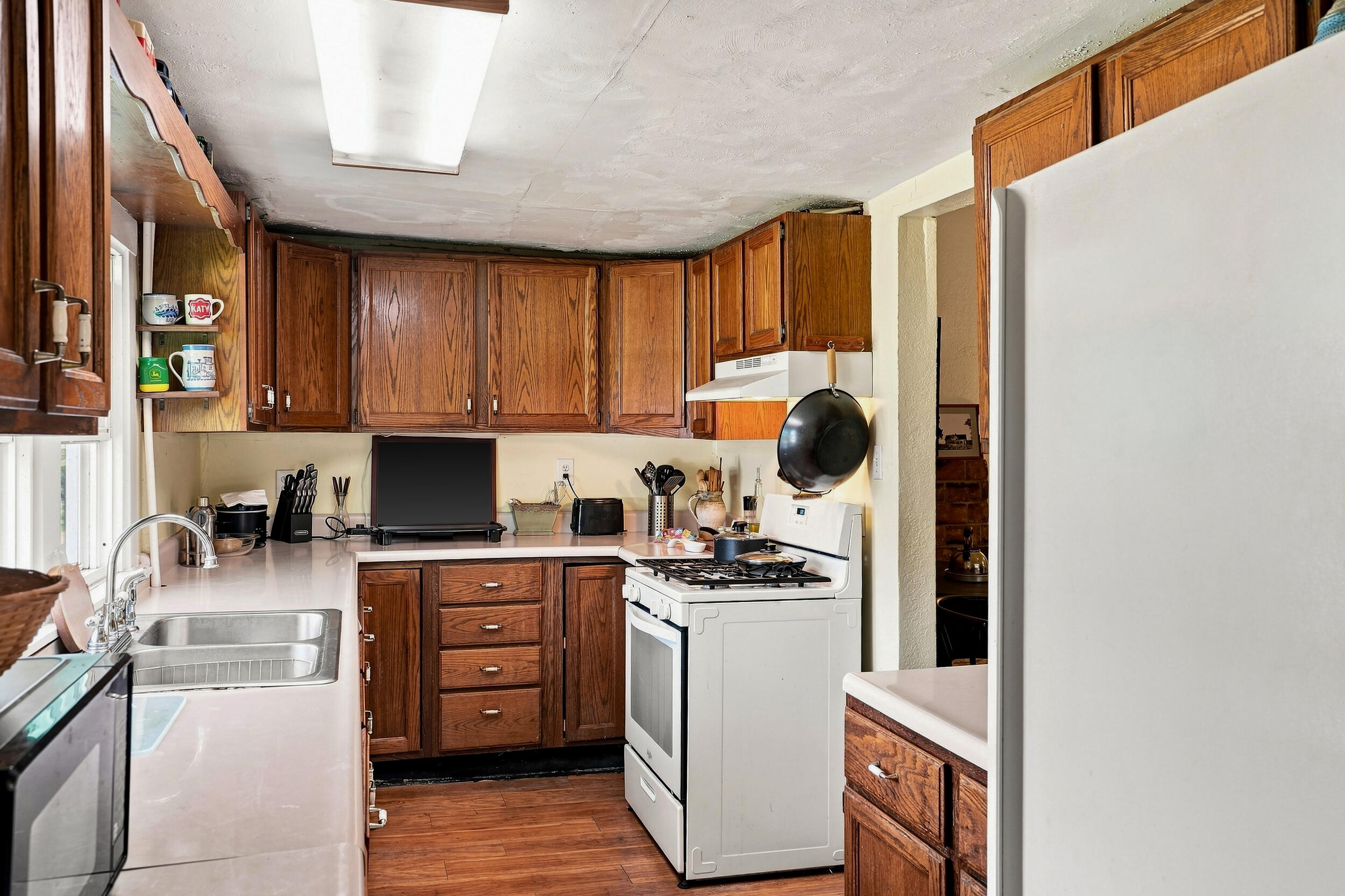 16411 Old Highway 63 Property Photo 16