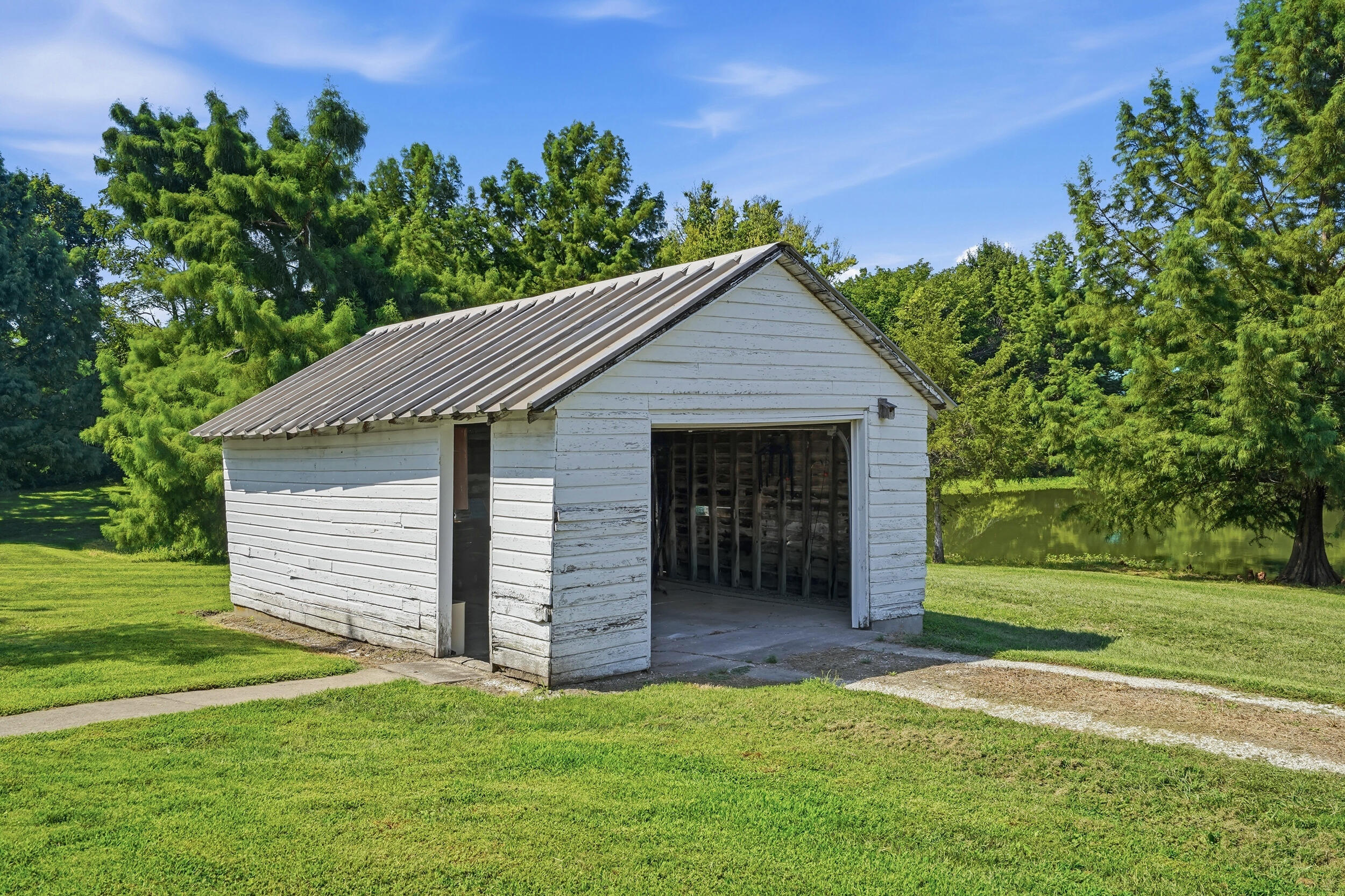 16411 Old Highway 63 Property Photo 23