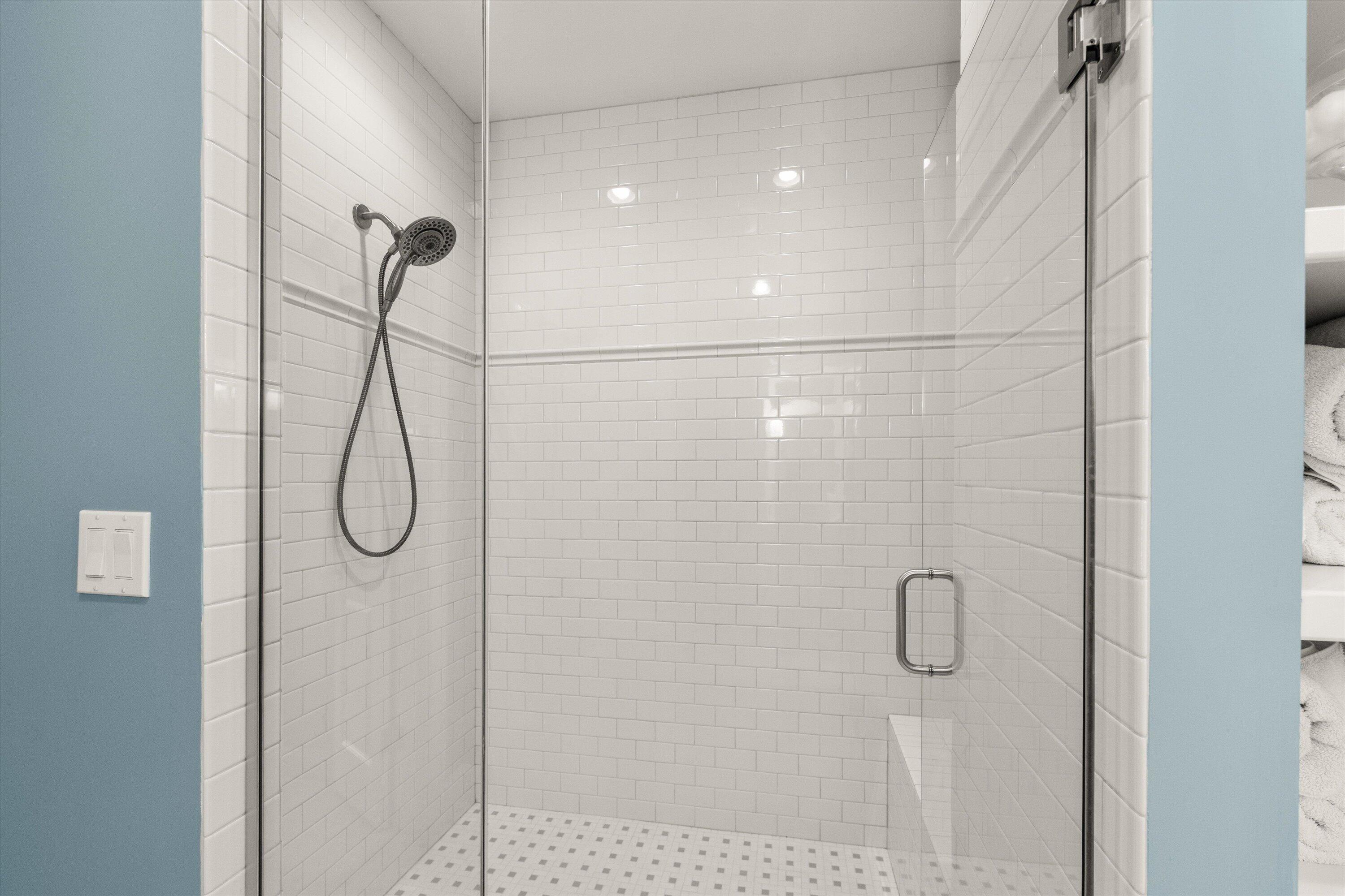 5910 Screaming Eagle Ln Property Photo 32