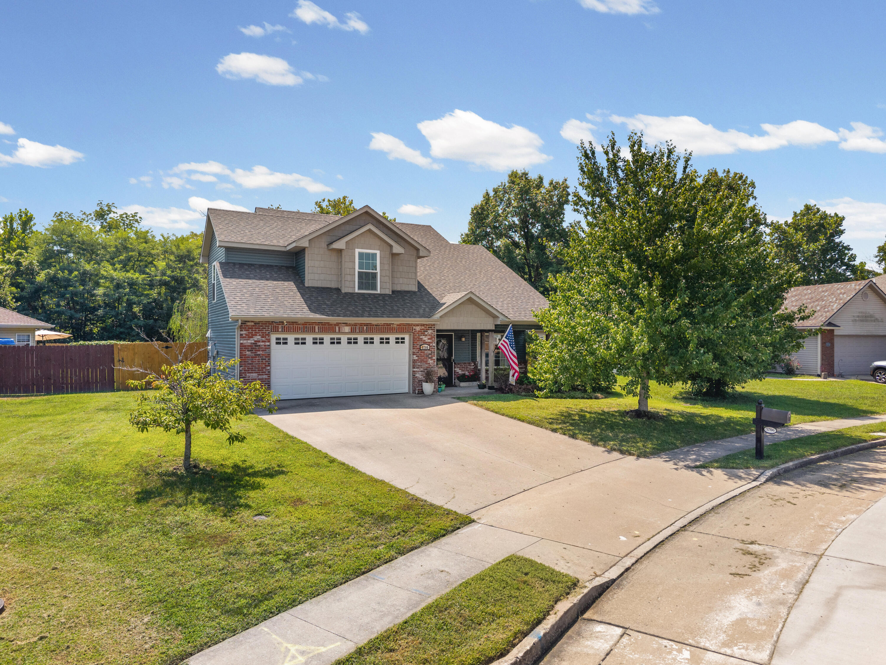 5706 Murfreesboro Dr Property Photo 3