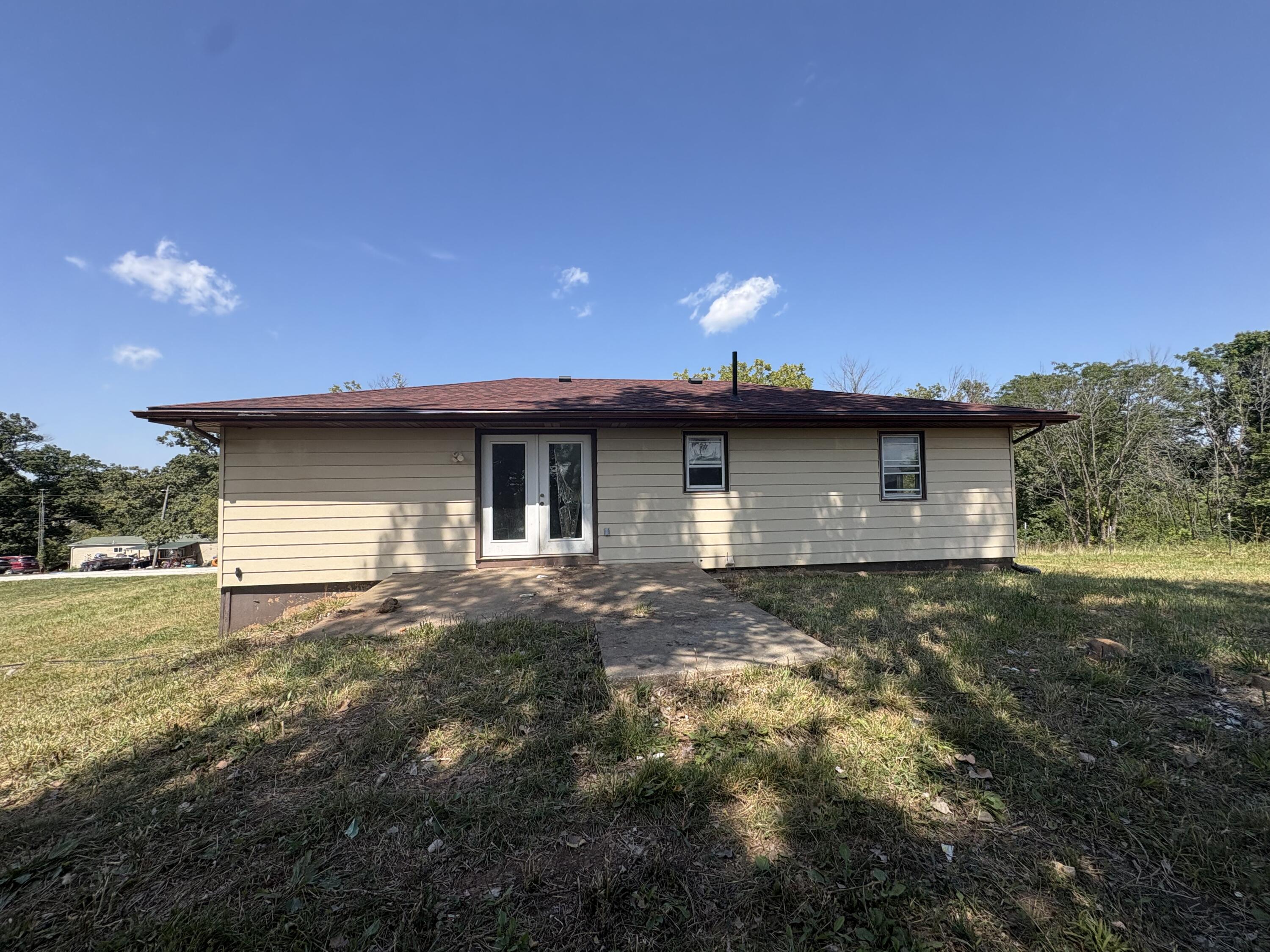 1310 Private Rd. 1337 Property Photo 3