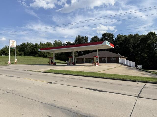15899 Logans Lake Rd Property Photo 1
