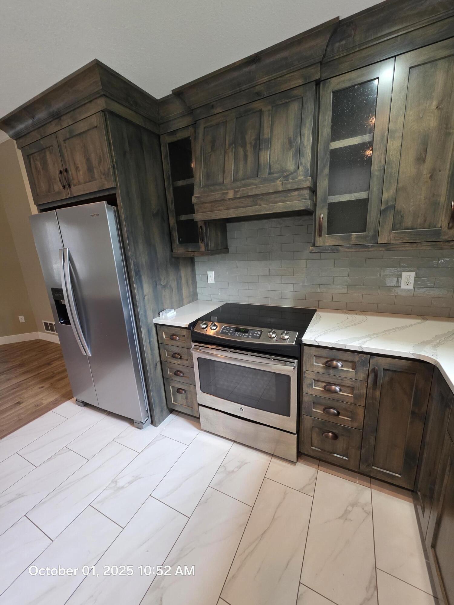 2600 Norbury Dr Property Photo 9