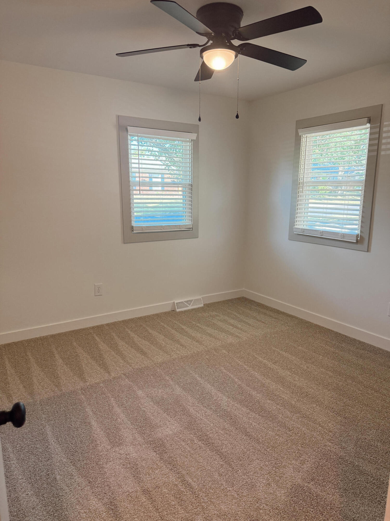 1806 Rose Dr Property Photo 9