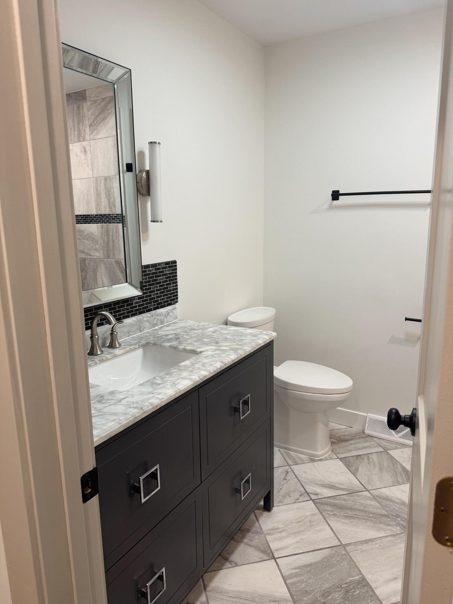 1806 Rose Dr Property Photo 20