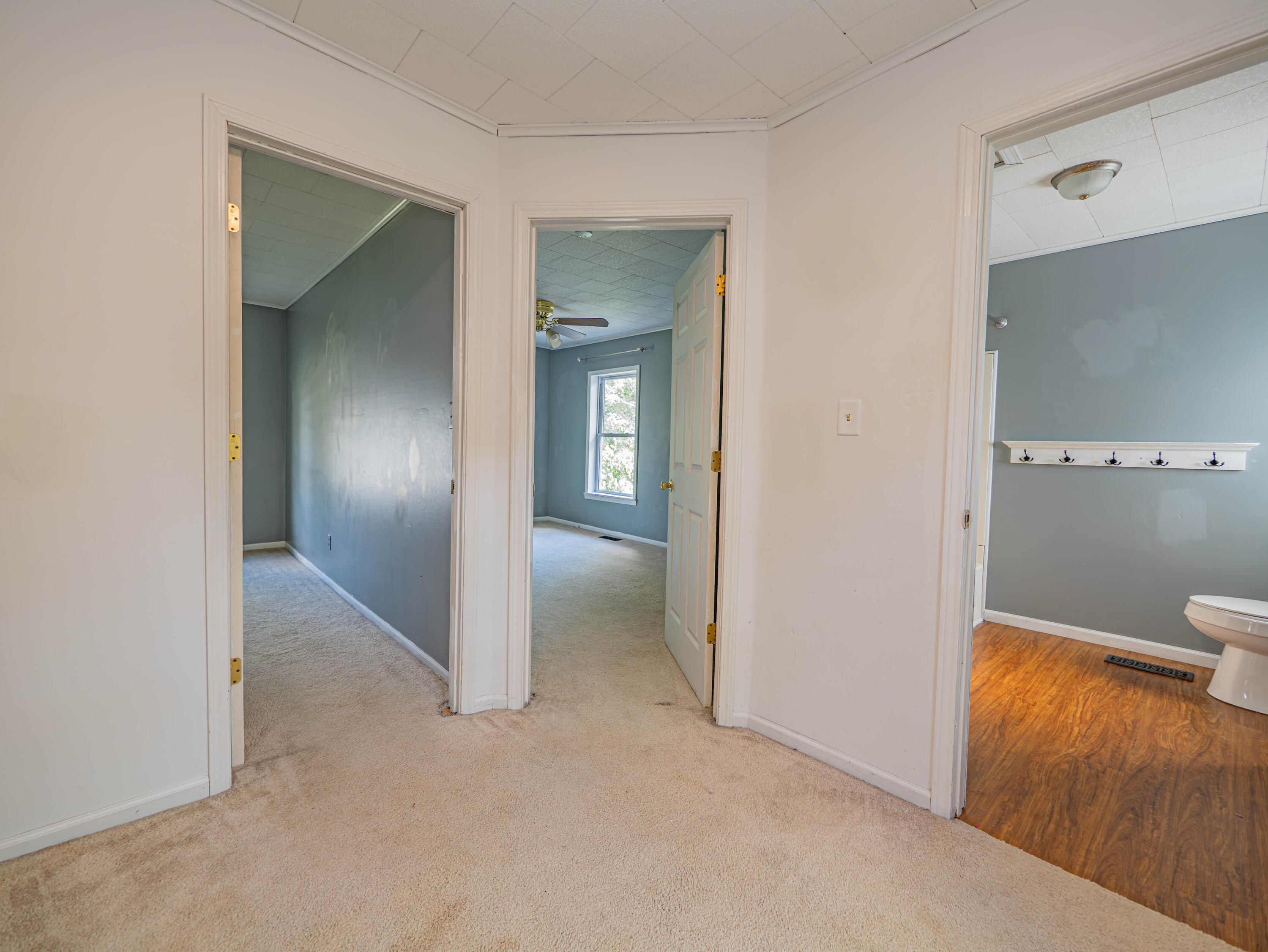 532 W Logan St Property Photo 19