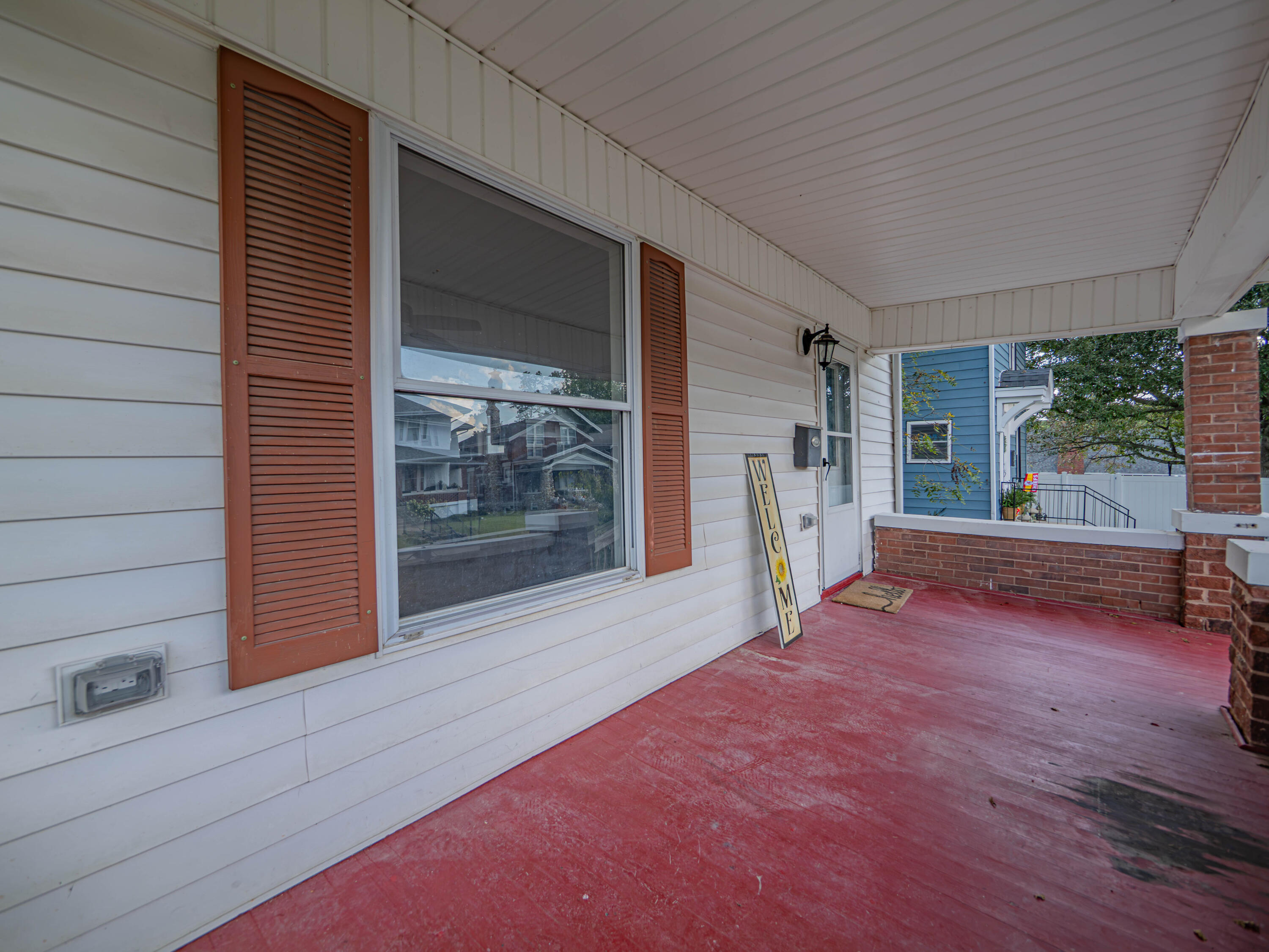 532 W Logan St Property Photo 37