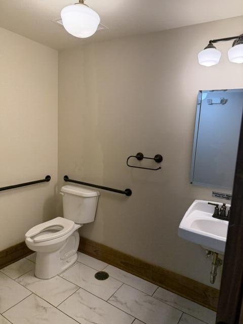 303 W Reed St Property Photo 6