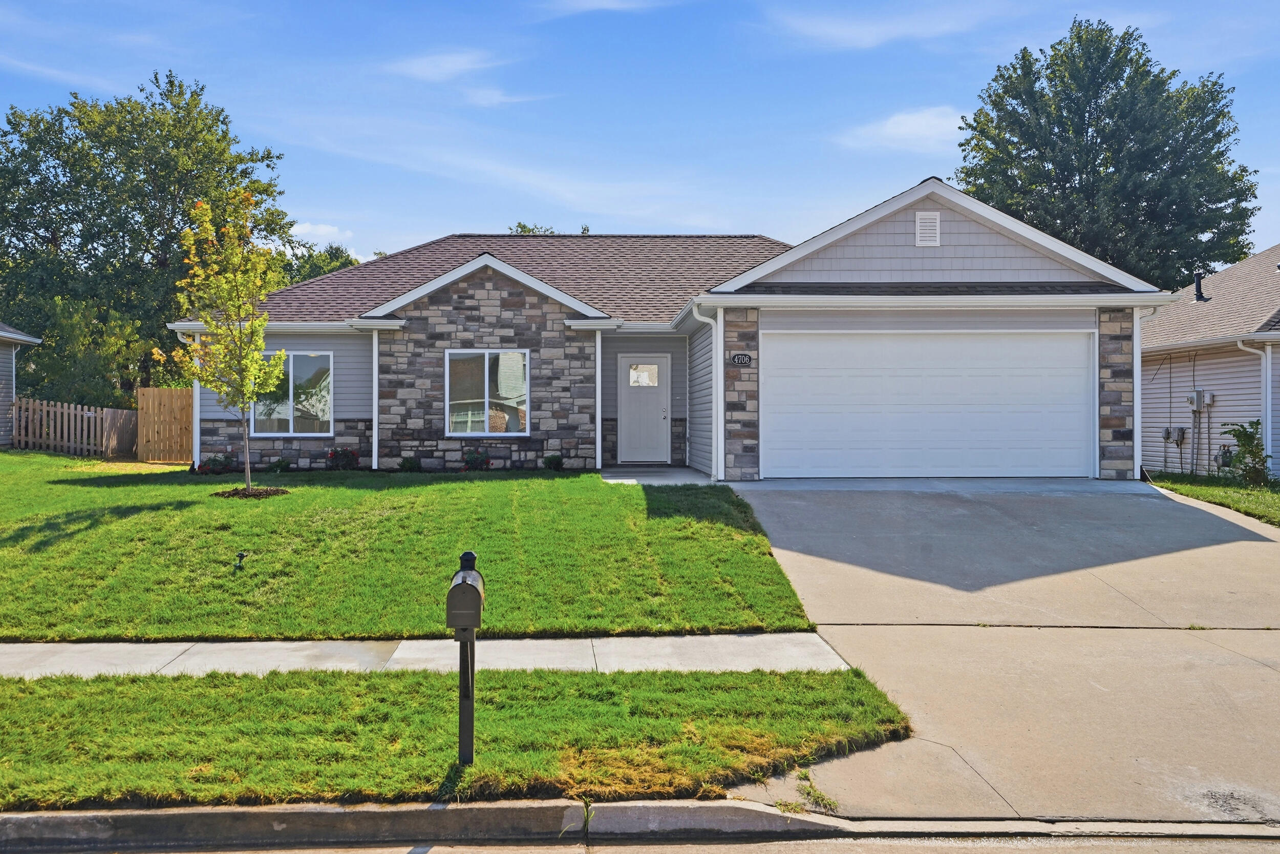4706 Derby Ridge Dr Property Photo 1