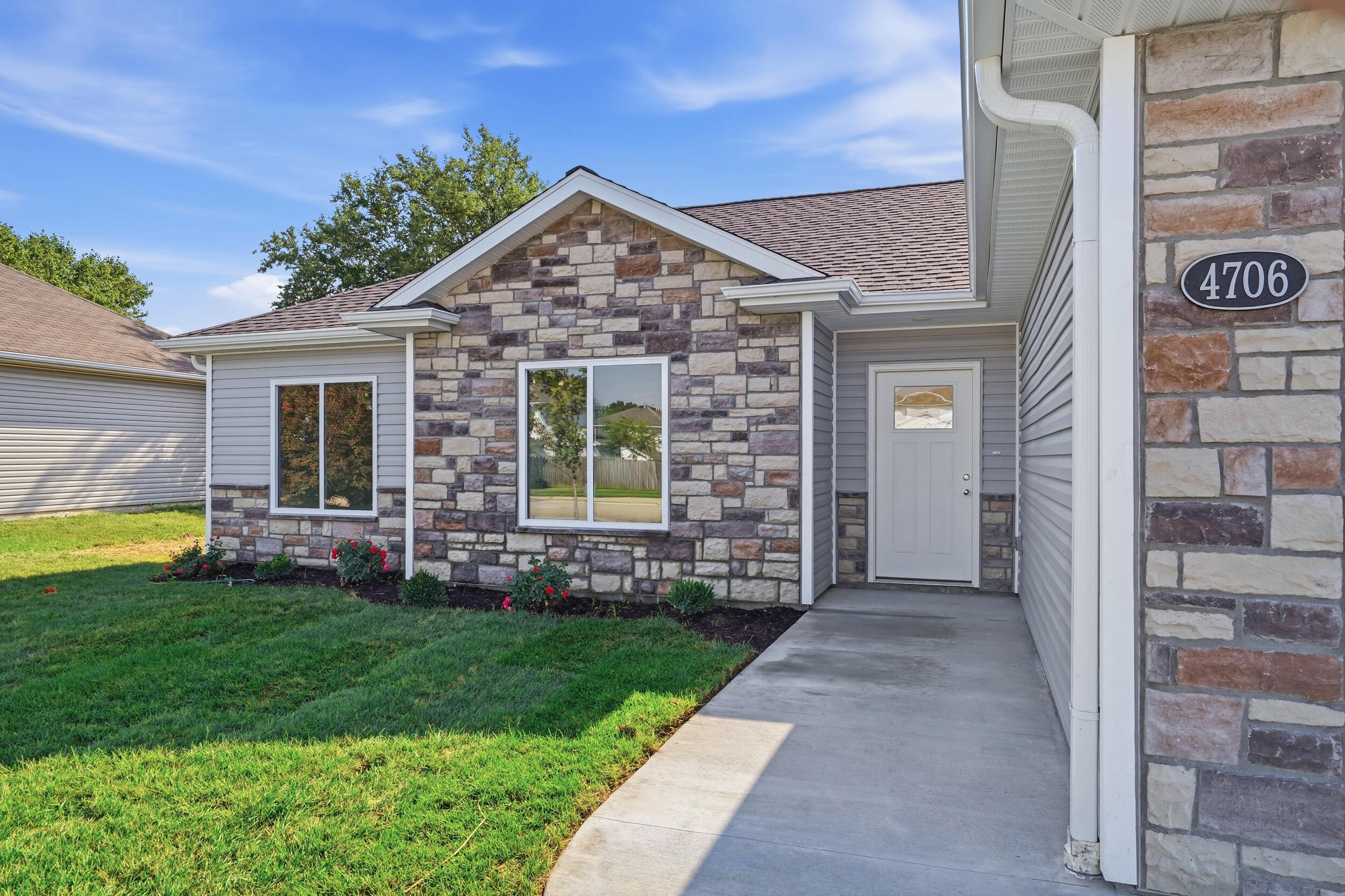 4706 Derby Ridge Dr Property Photo 2