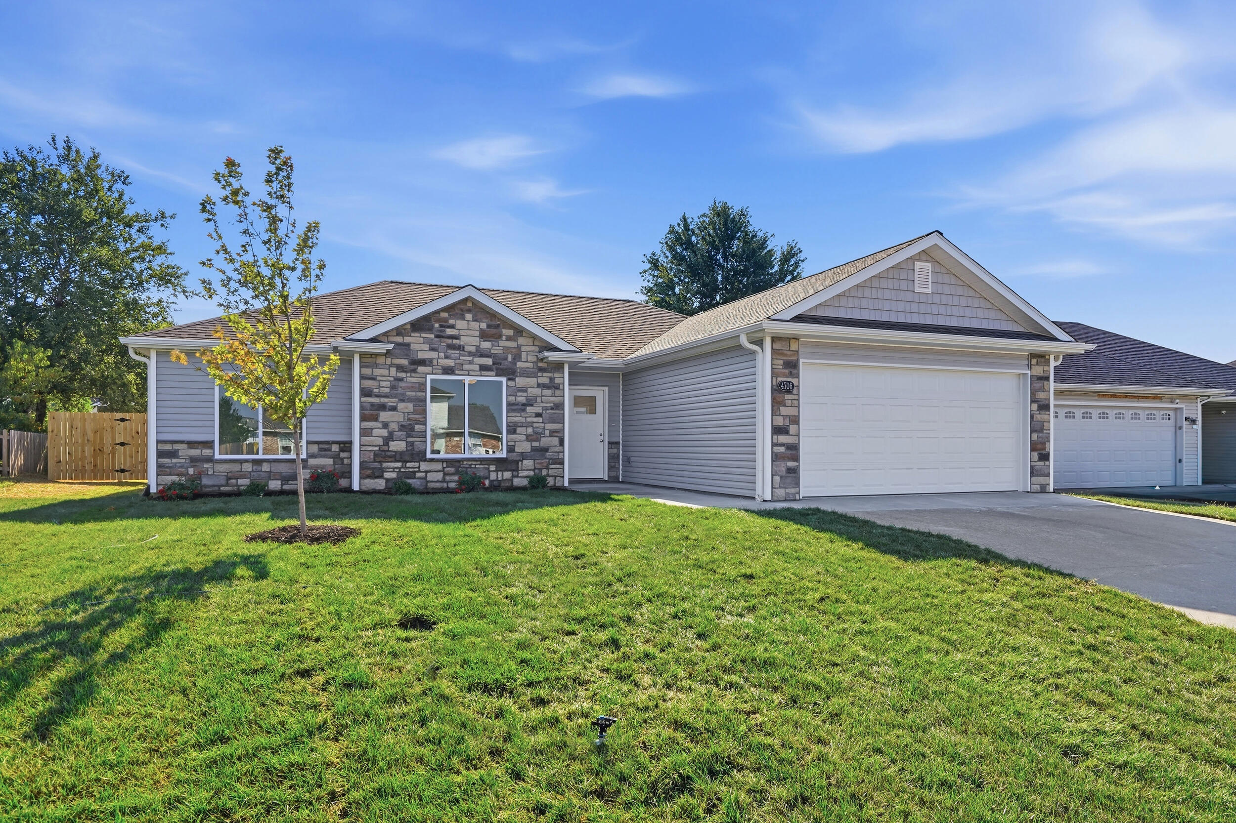 4706 Derby Ridge Dr Property Photo 4