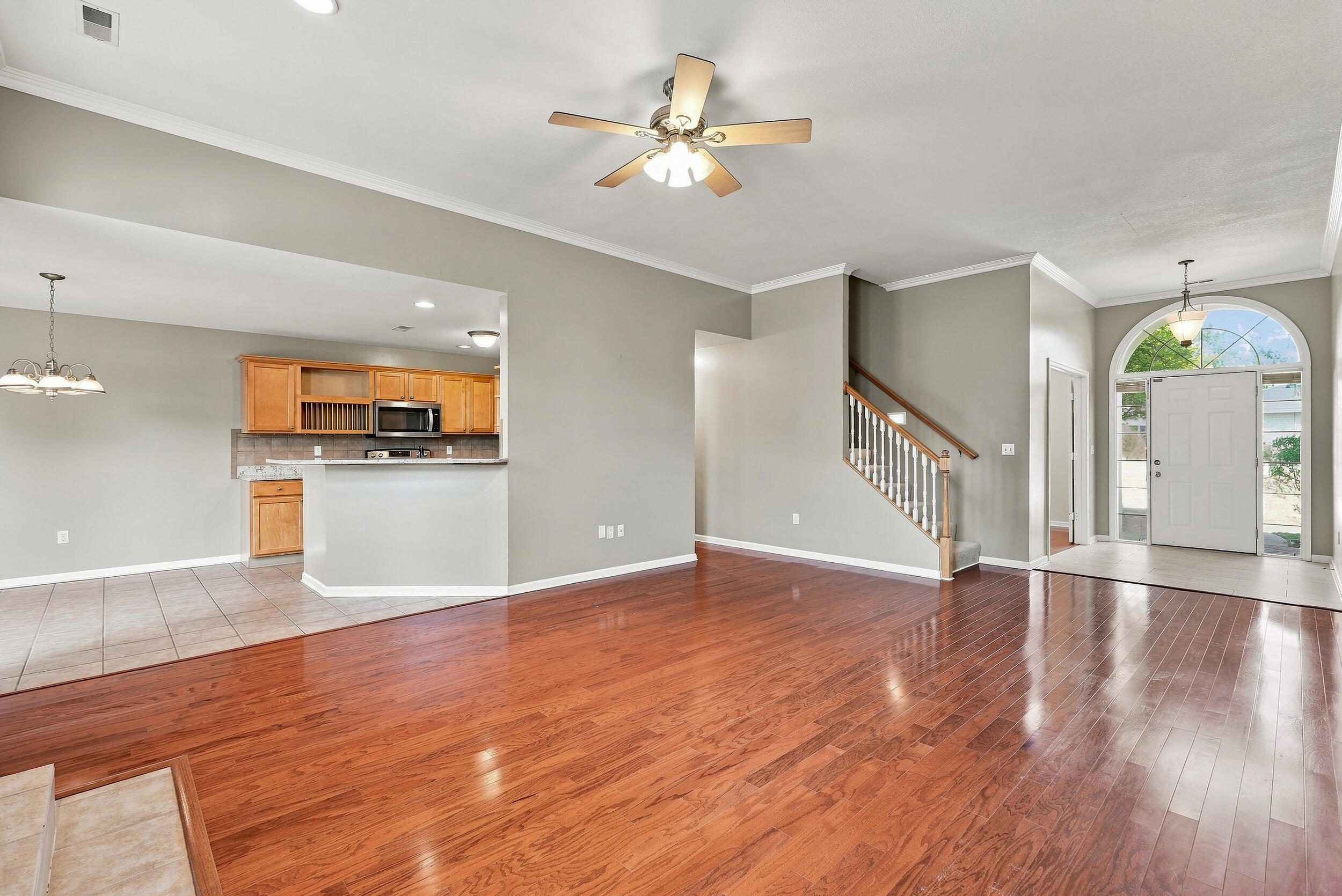 2500 Longview Dr Property Photo 13