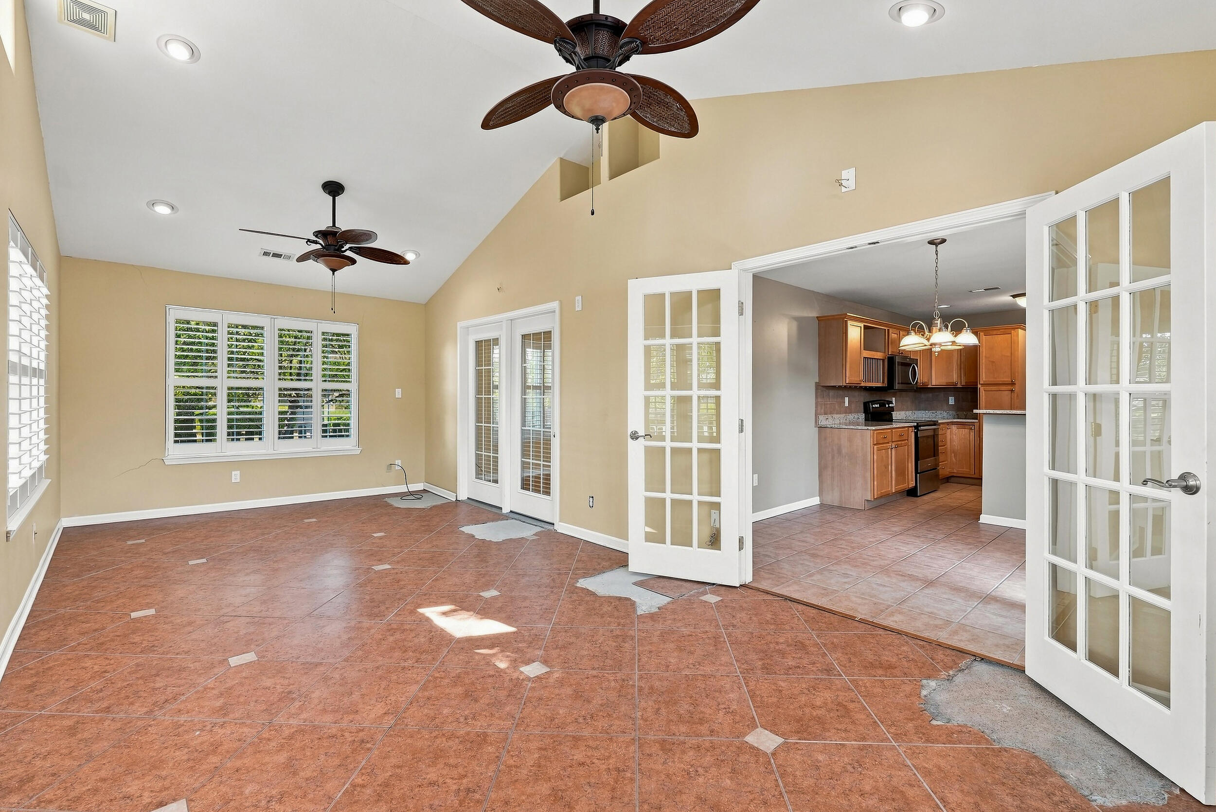 2500 Longview Dr Property Photo 29