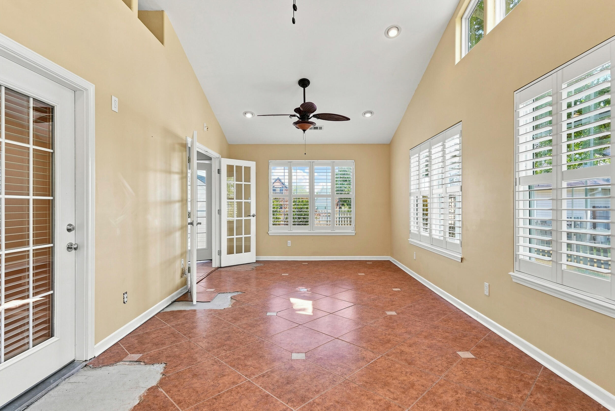 2500 Longview Dr Property Photo 30