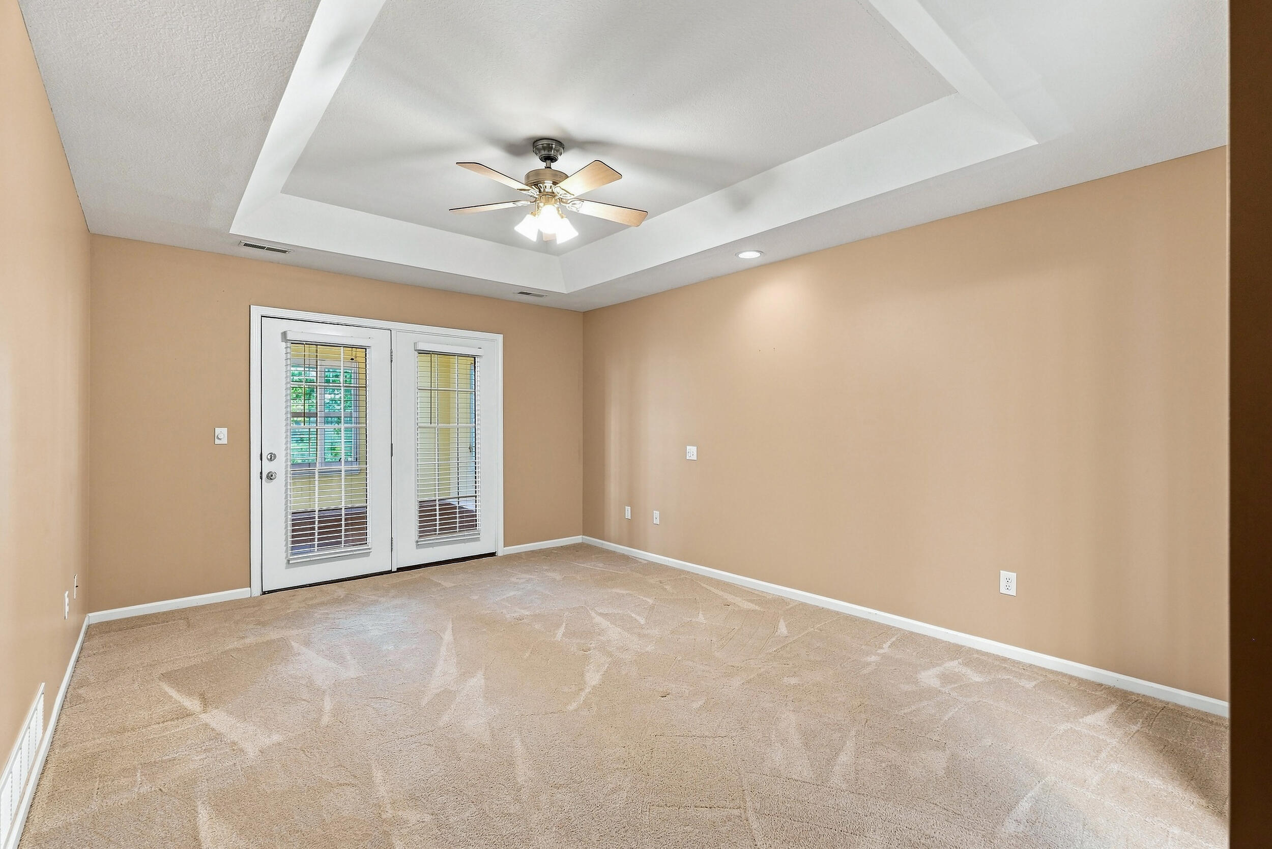 2500 Longview Dr Property Photo 32