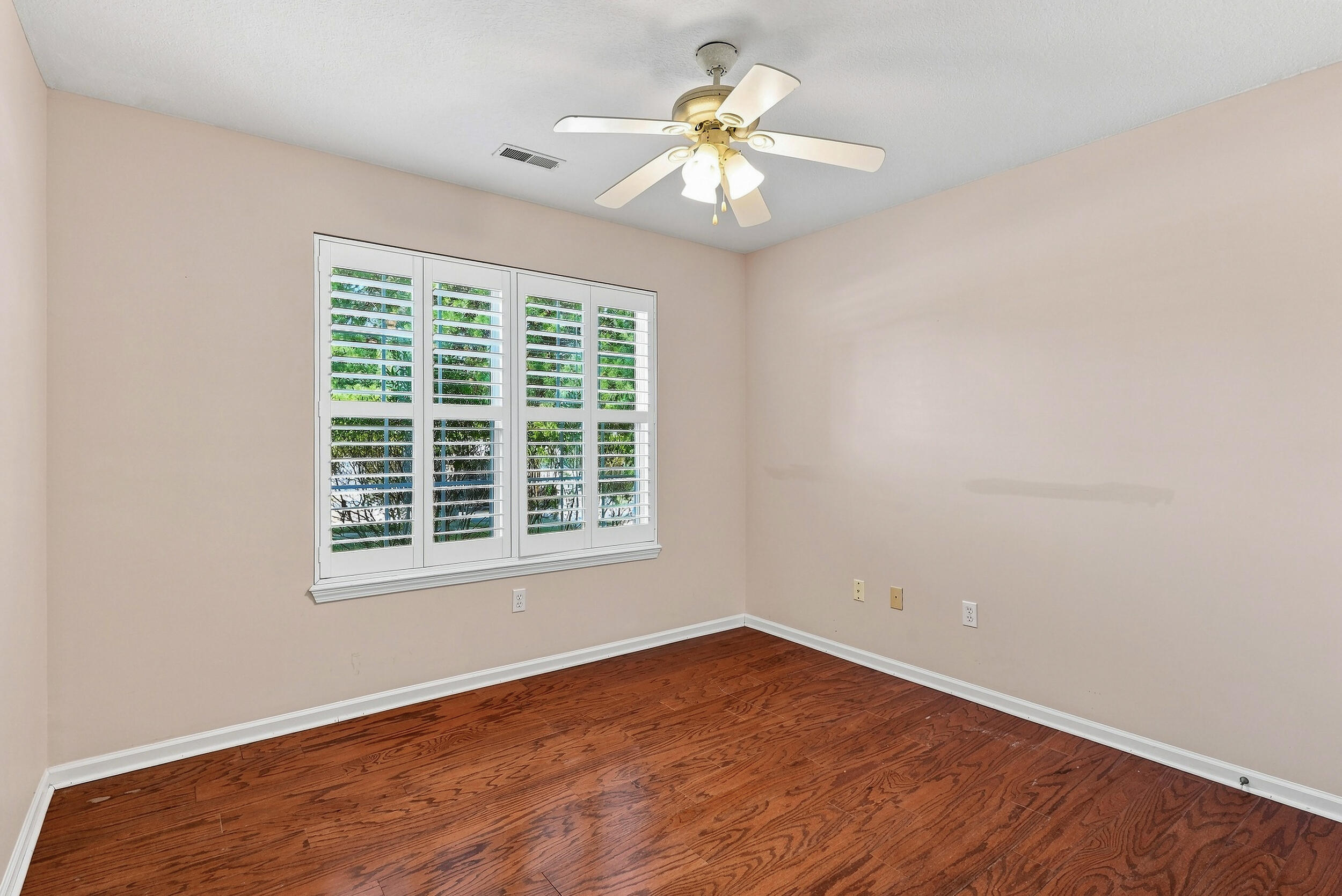 2500 Longview Dr Property Photo 38