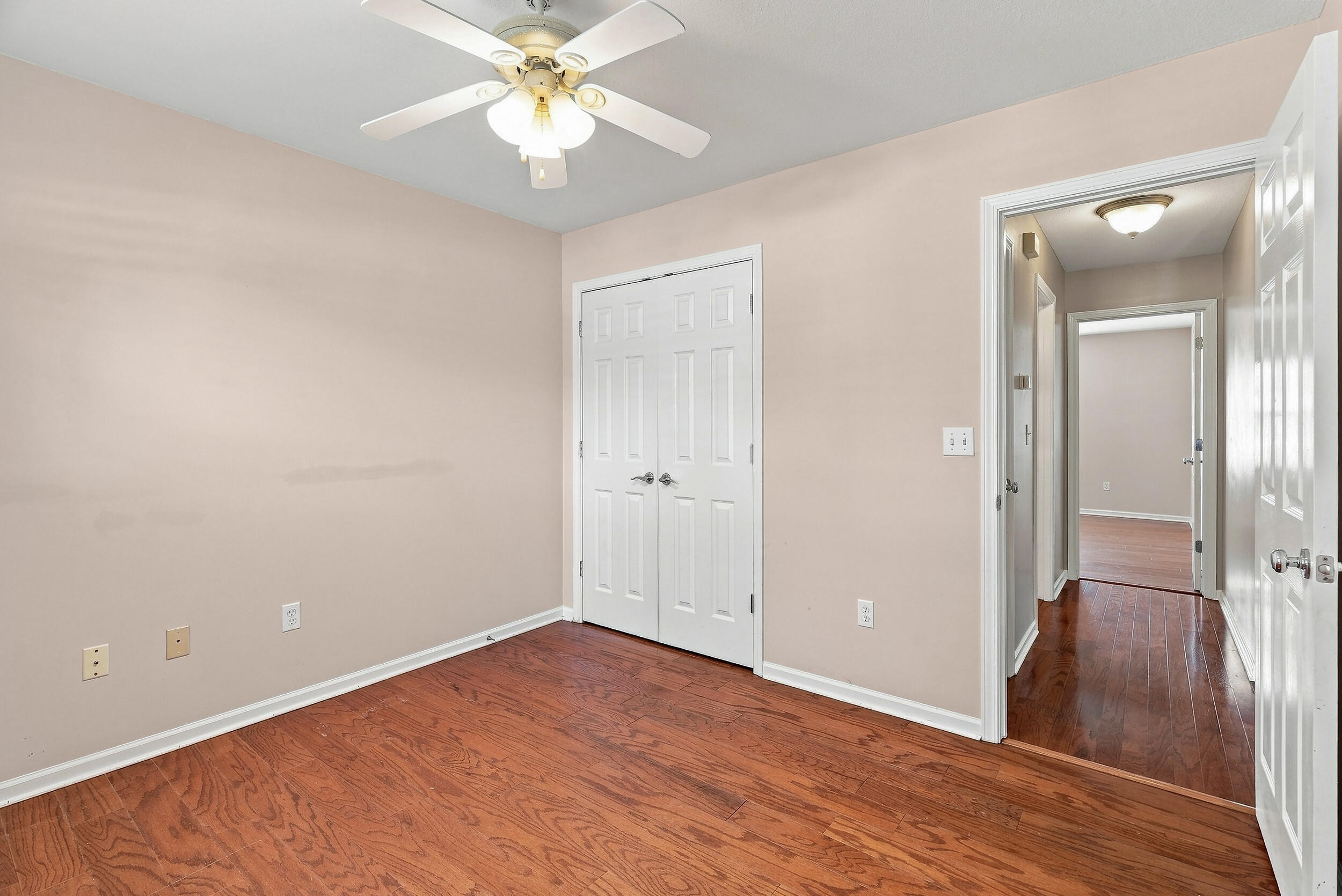2500 Longview Dr Property Photo 39