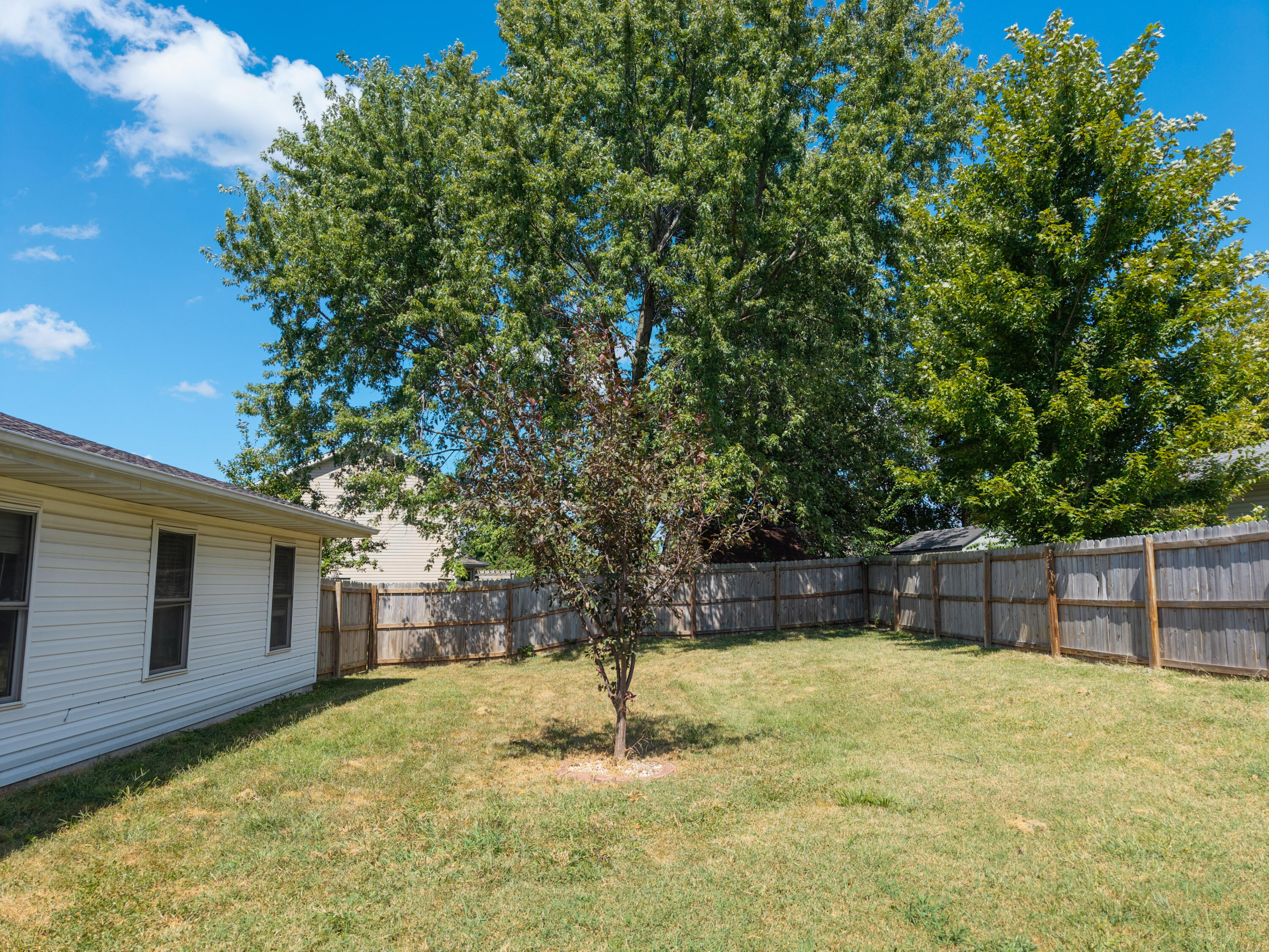 3910 Beechwood Dr Property Photo 24