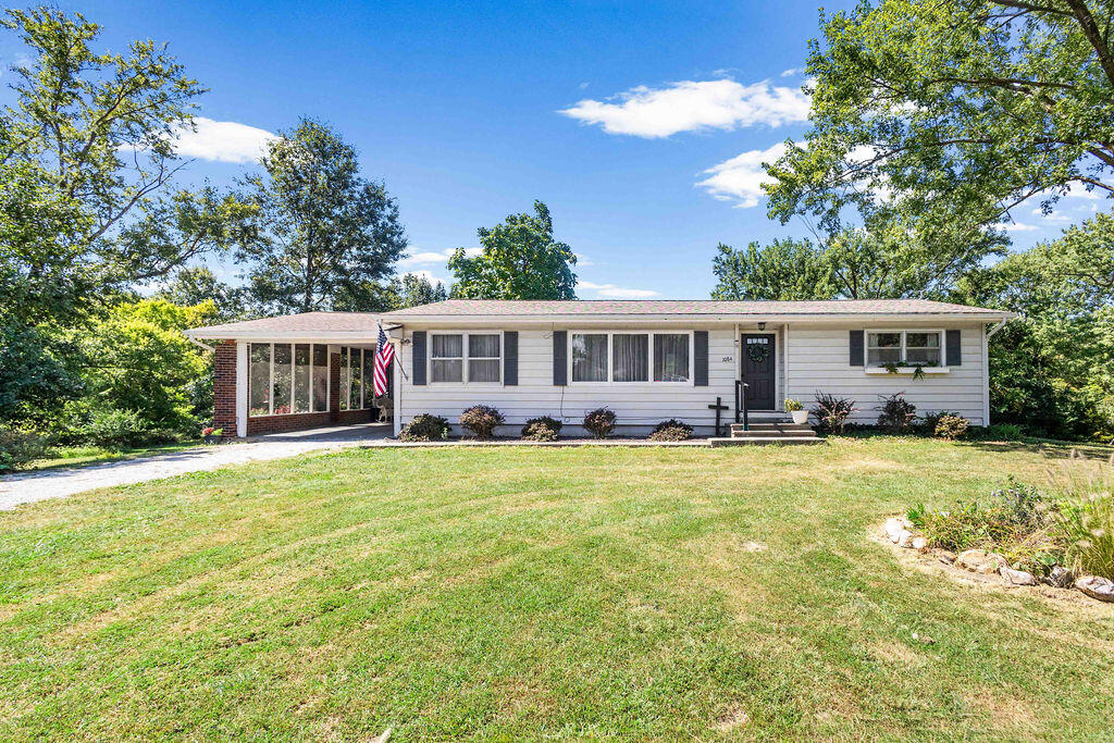 1084 Private Road 1237 Property Photo 1