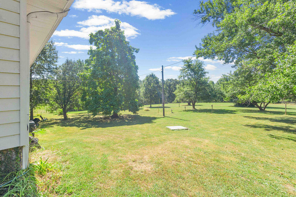 1084 Private Road 1237 Property Photo 35