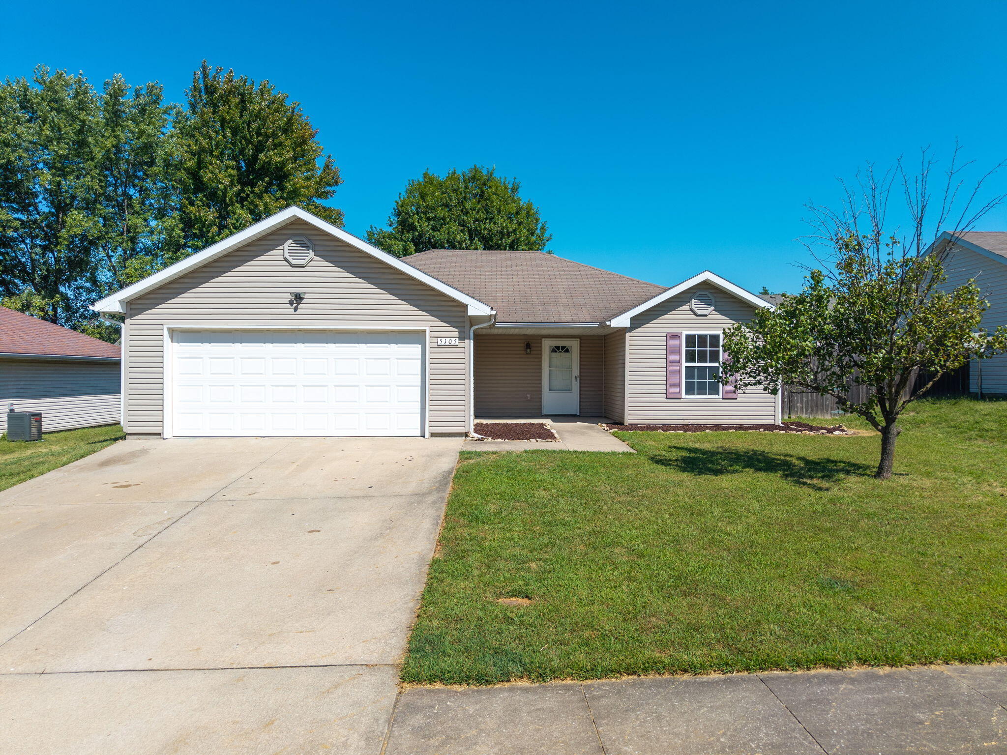 5105 Sandstone Dr Property Photo 1