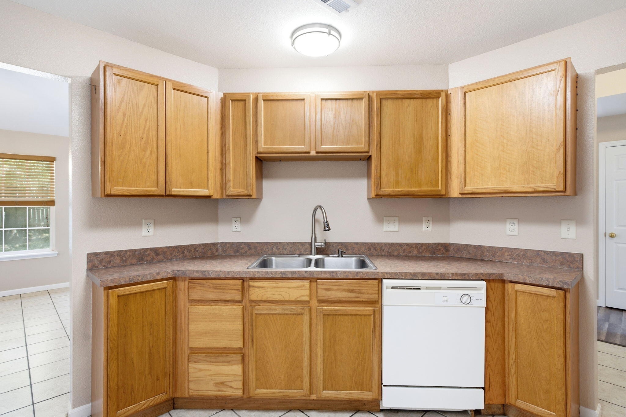 5105 Sandstone Dr Property Photo 10