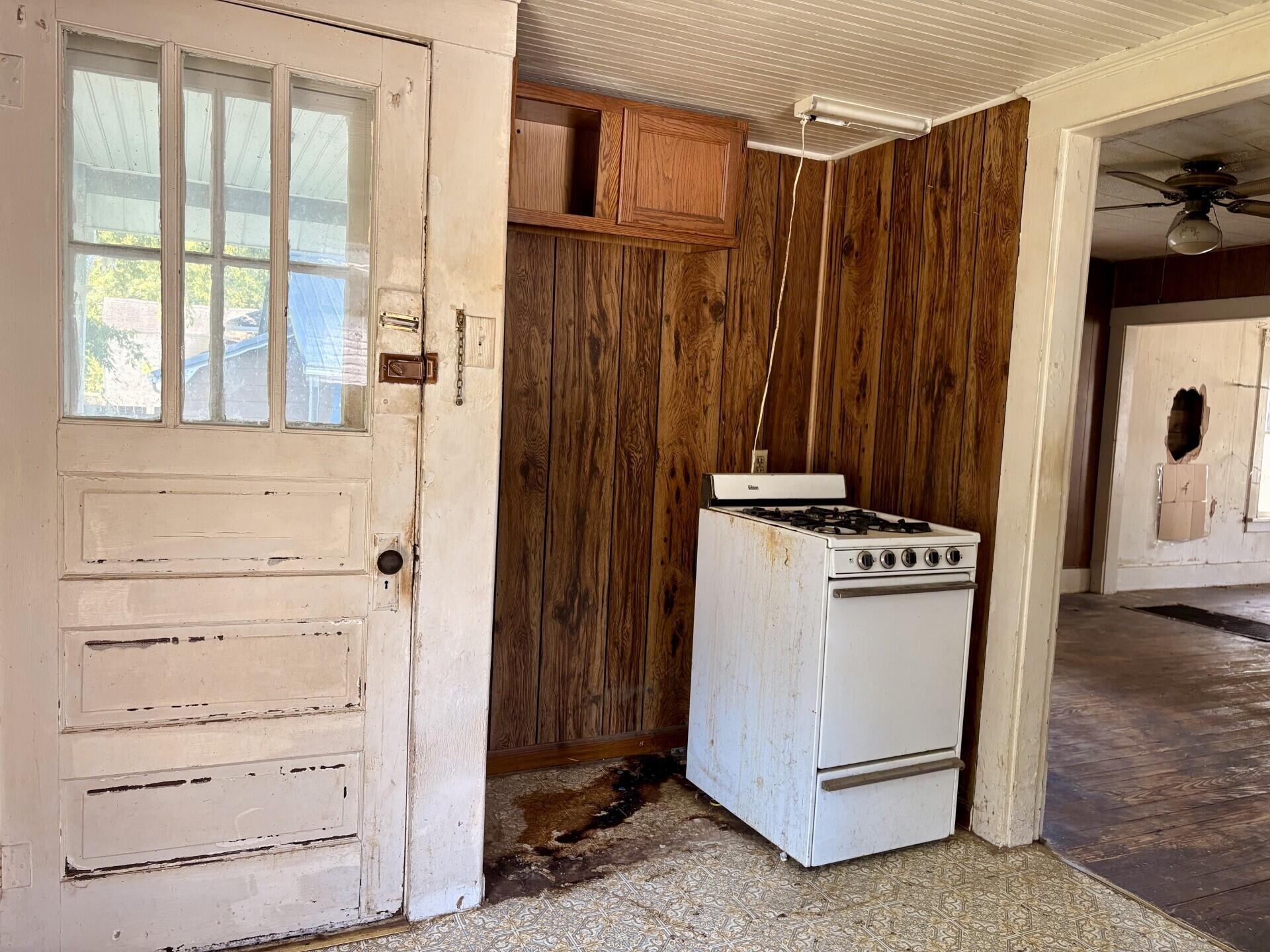 508 S Abat St Property Photo 10