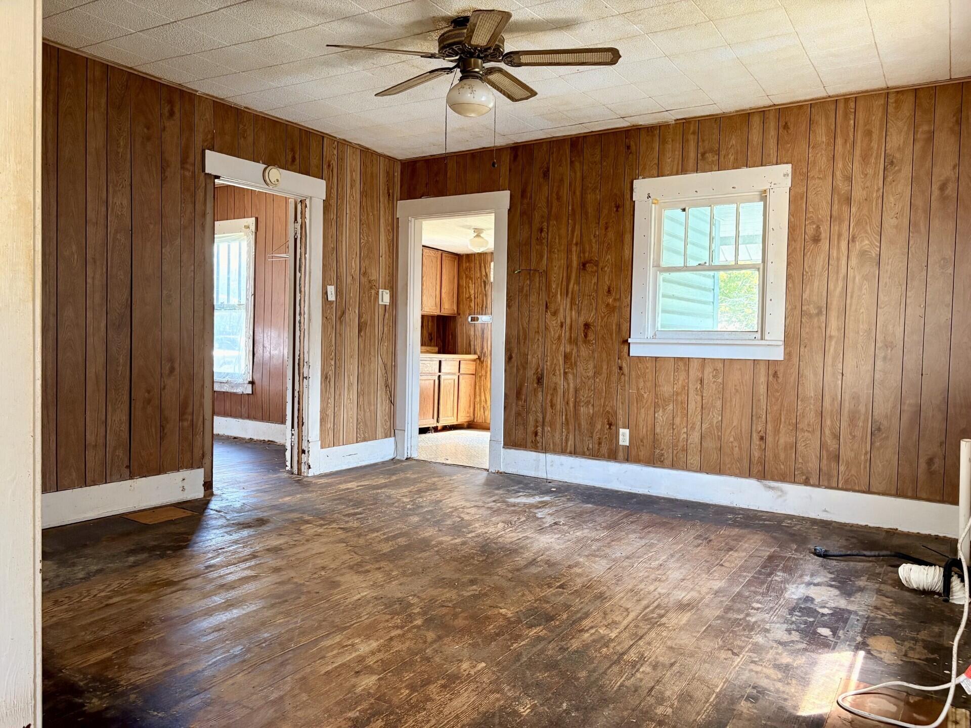 508 S Abat St Property Photo 11
