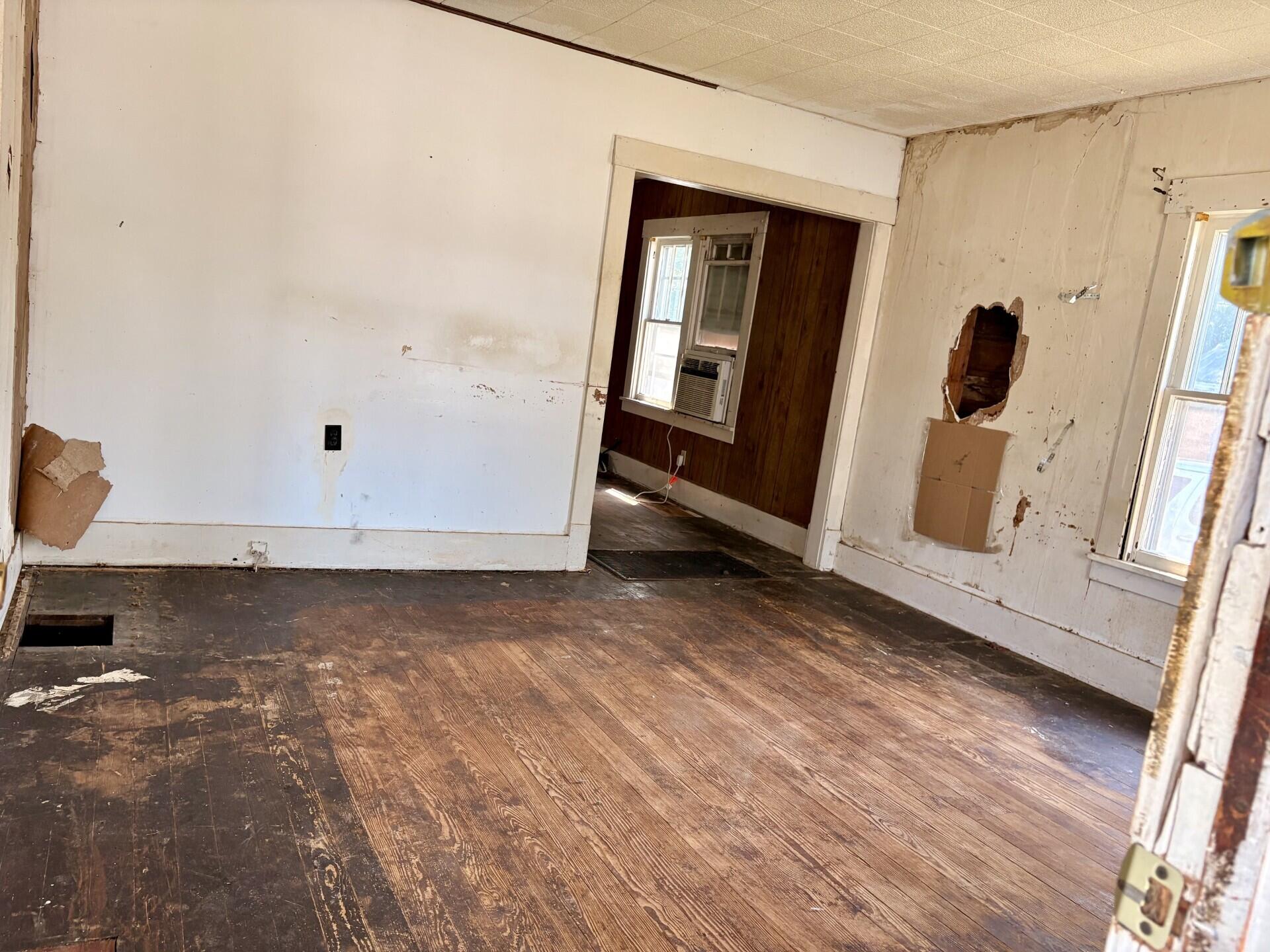 508 S Abat St Property Photo 13