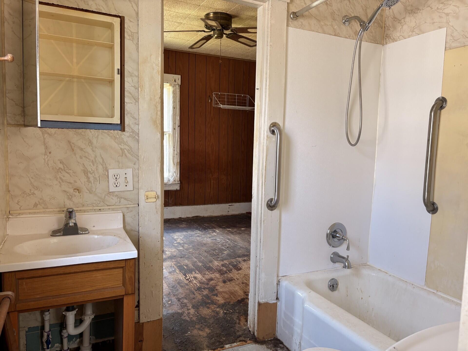 508 S Abat St Property Photo 18