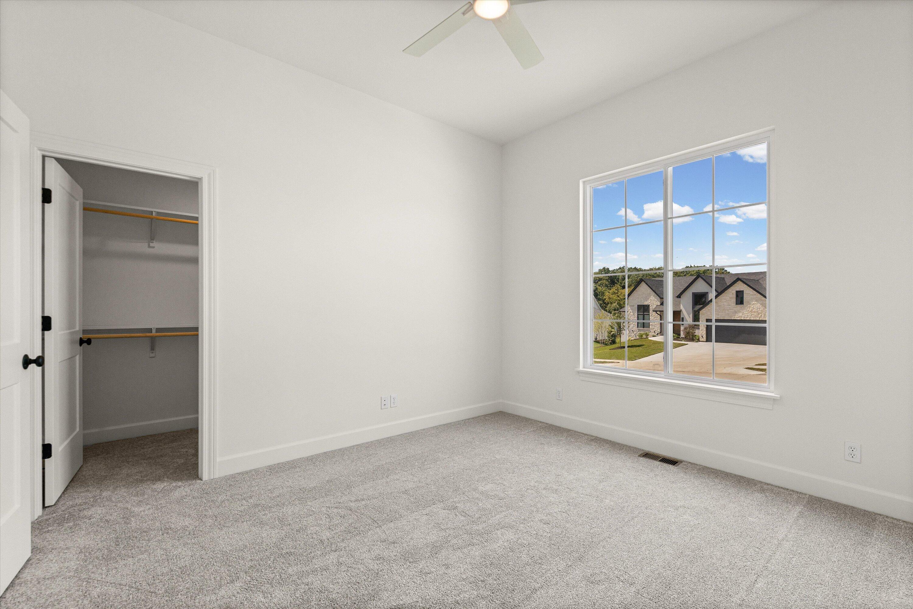 7504 Biddlestone Ct Property Photo 31