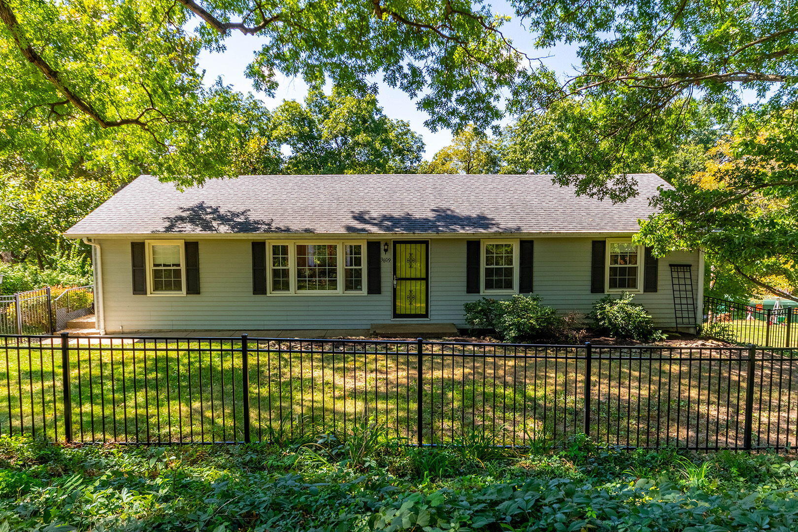 3809 Grace Ellen Dr Property Photo 1