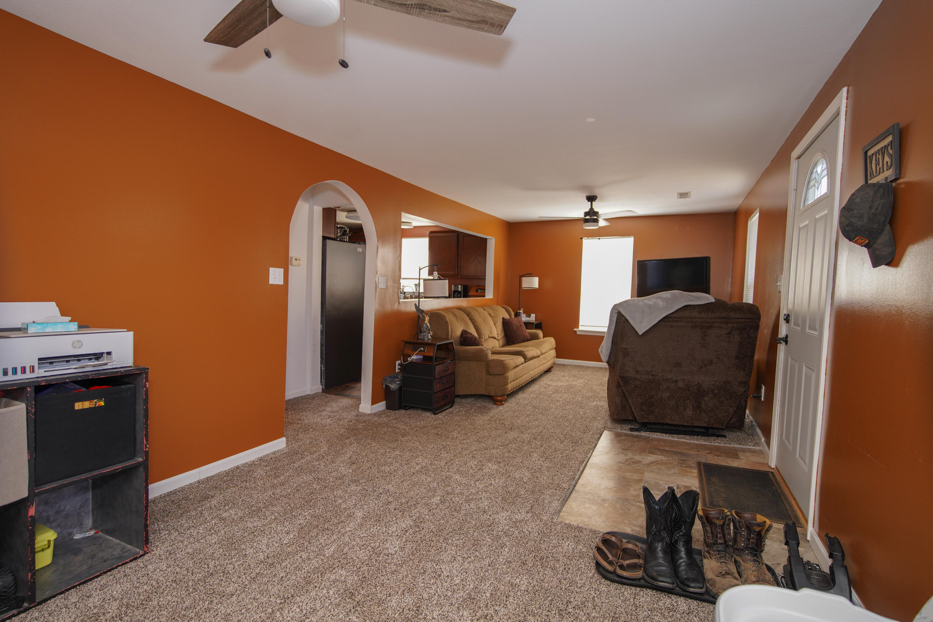 120 S Walnut St Property Photo 4