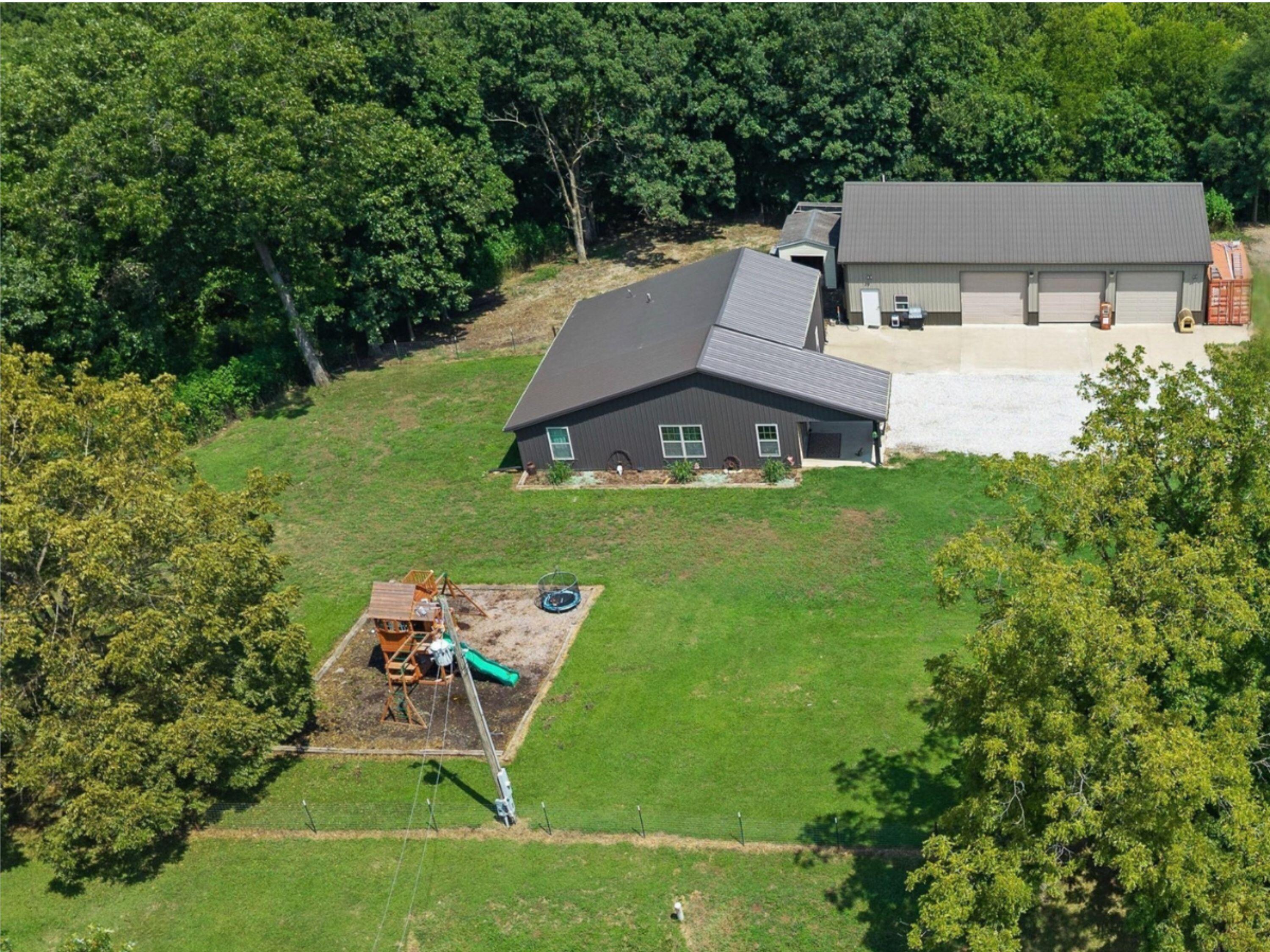 4951 W Wolfe Rd Property Photo 1