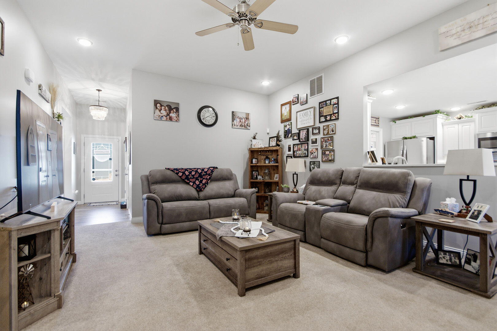 1504 Ellis Pl Property Photo 7