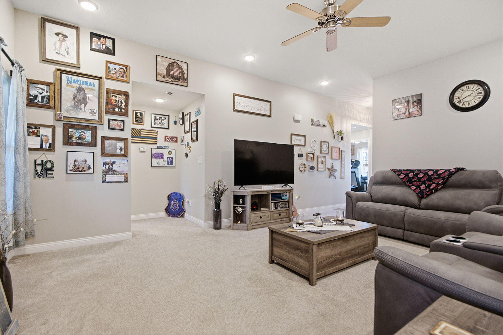 1504 Ellis Pl Property Photo 9