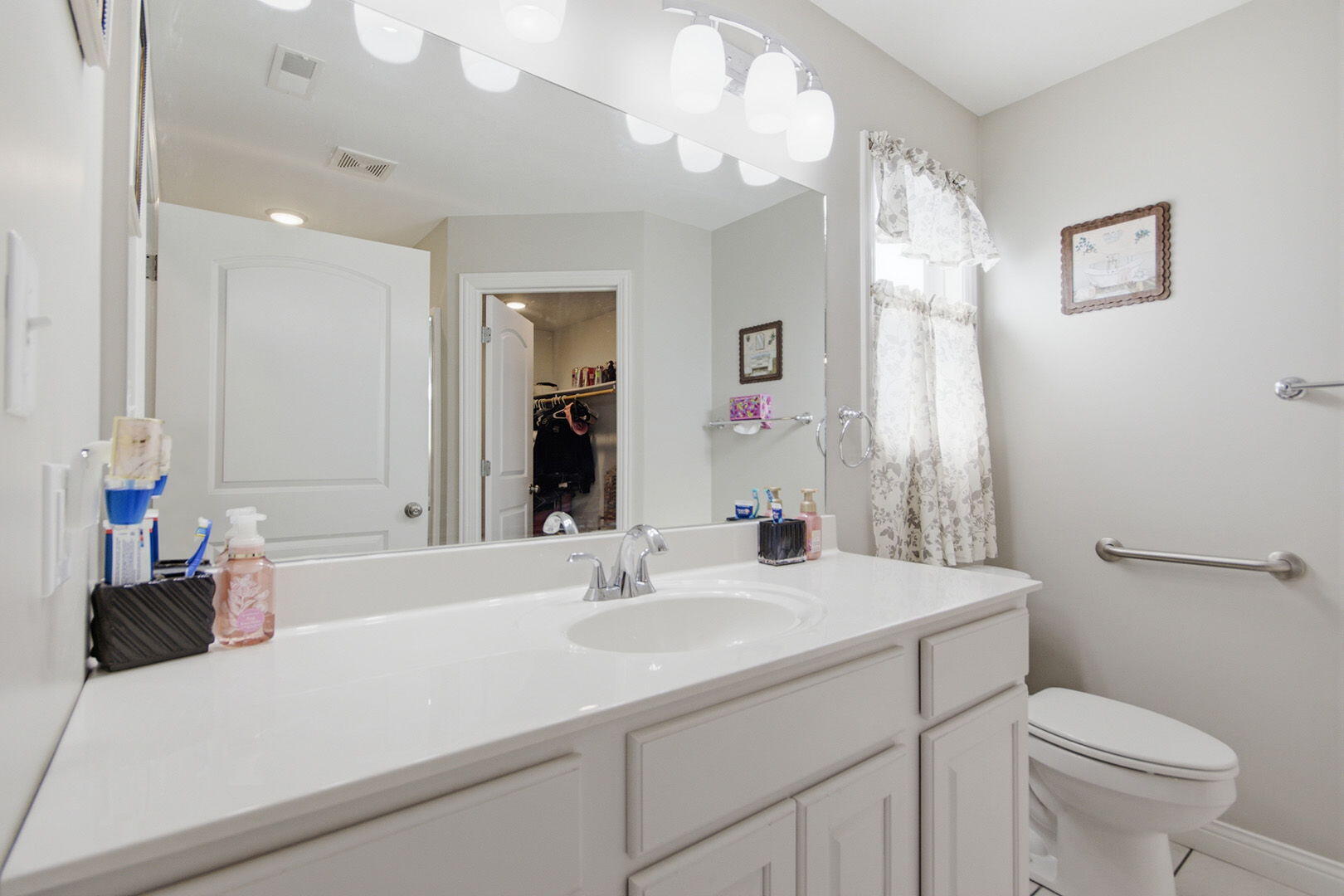 1504 Ellis Pl Property Photo 25