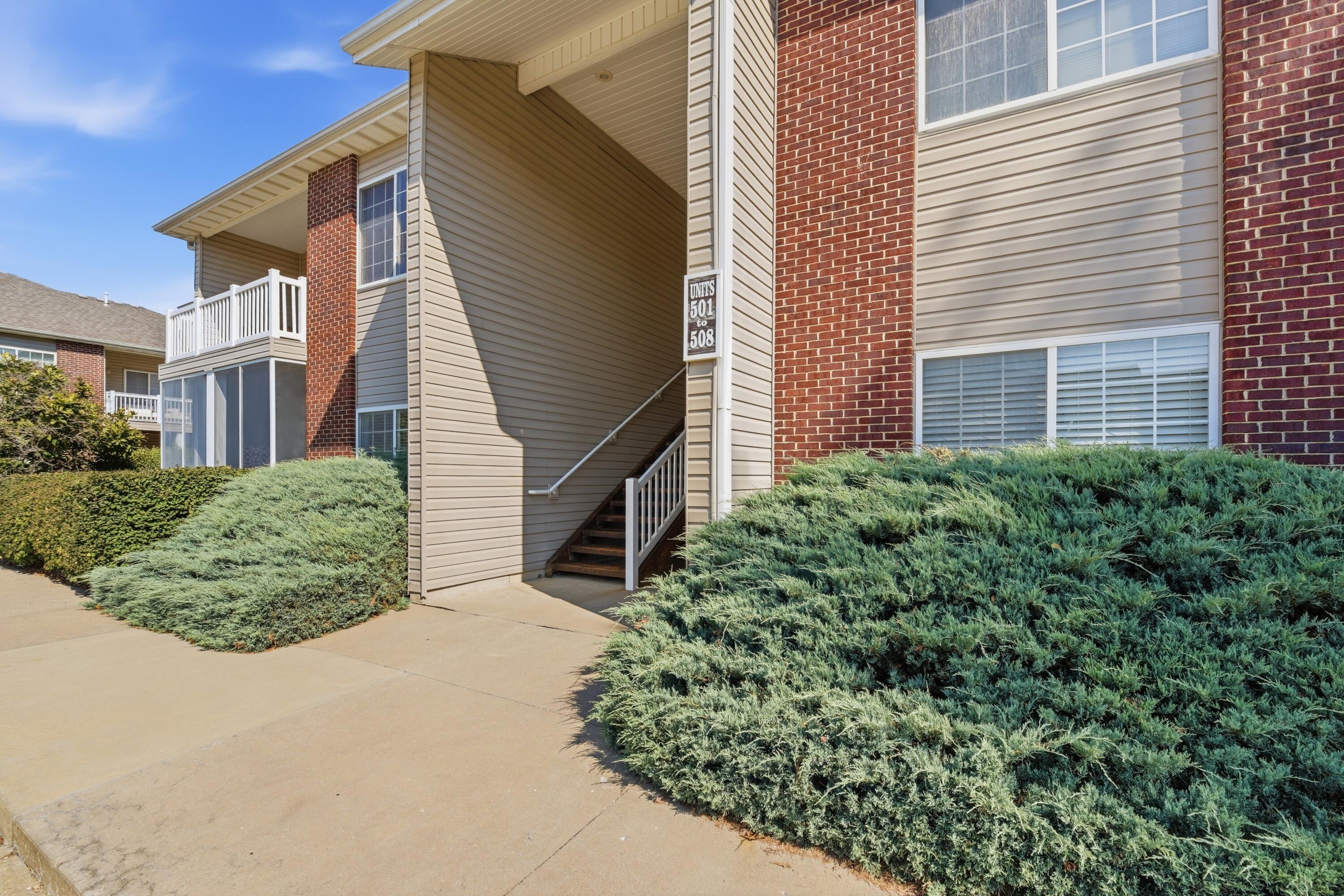3800 Saddlebrook Pl 505 Property Photo 1
