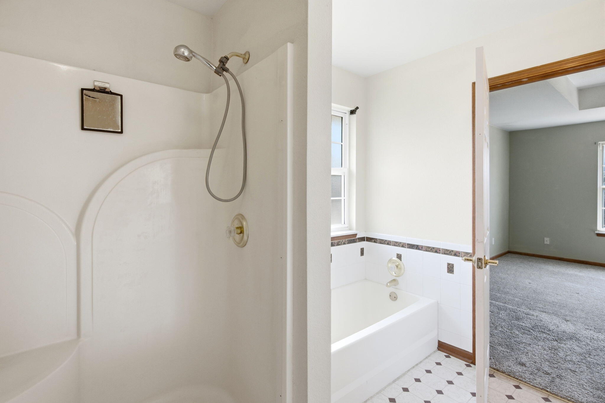 1502 E Preakness Dr Property Photo 15