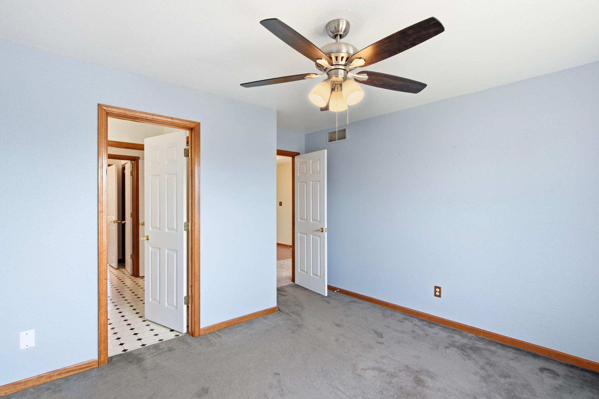 1502 E Preakness Dr Property Photo 25