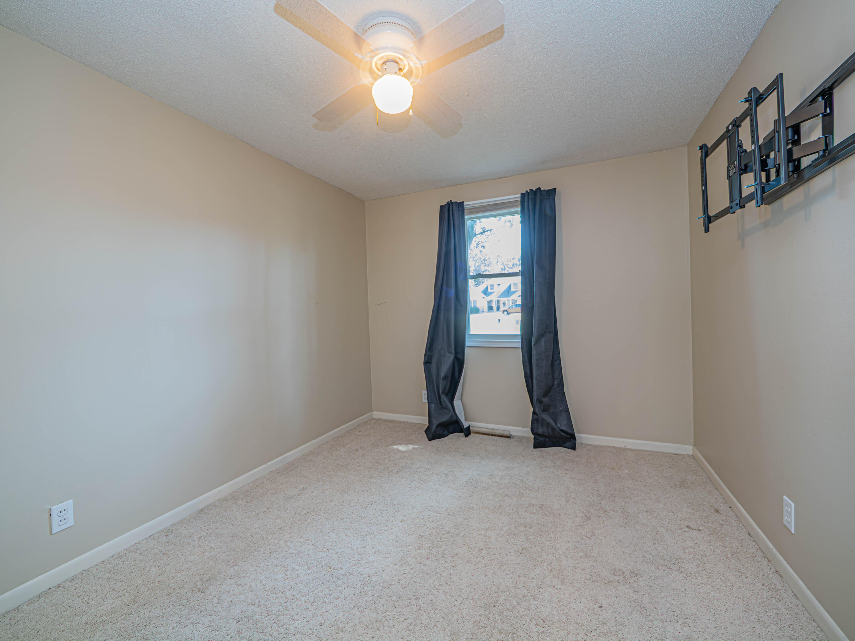 1023 E Mckinsey St Property Photo 15