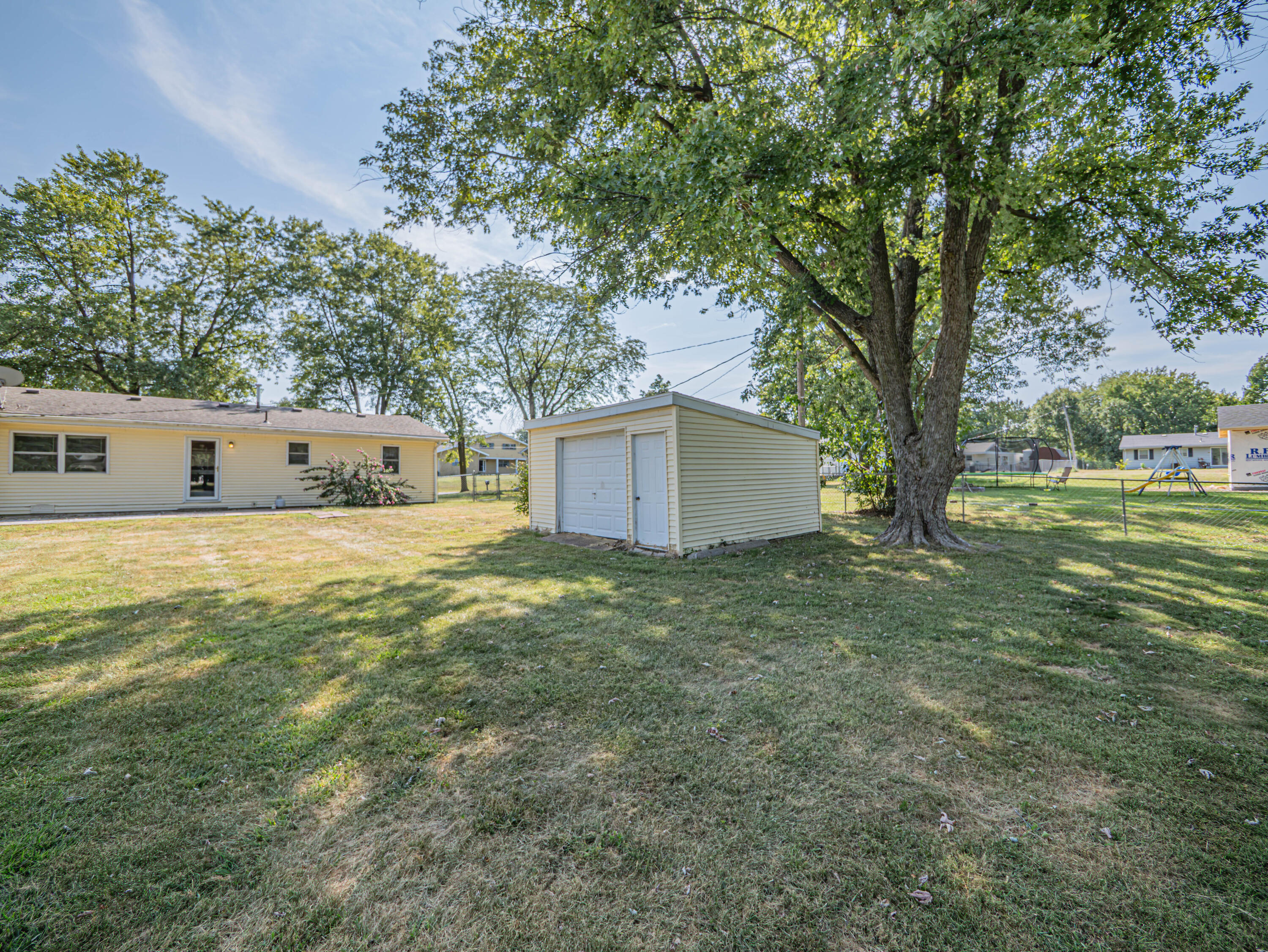 1023 E Mckinsey St Property Photo 22