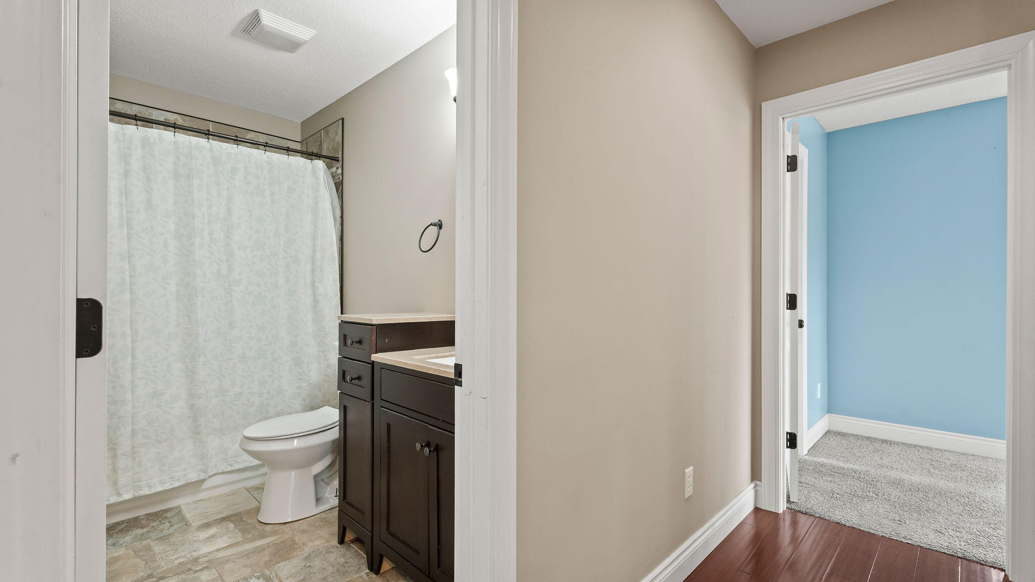 4307 Zoe Ln Property Photo 44