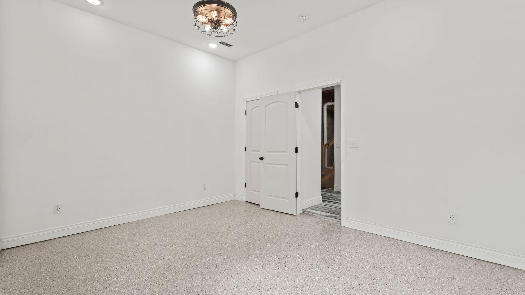 4307 Zoe Ln Property Photo 67