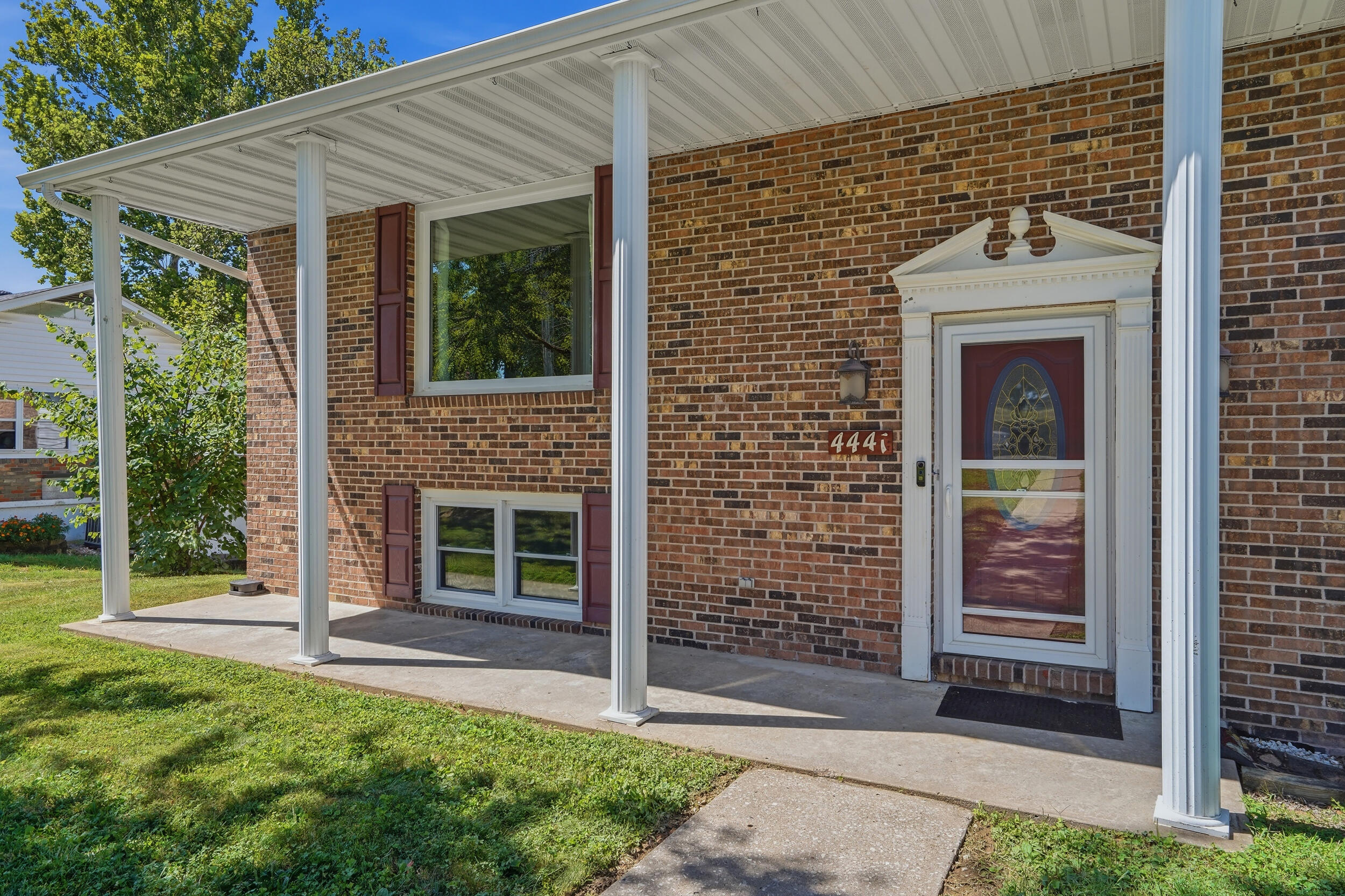 4441 Rainbow Cir Property Photo 1