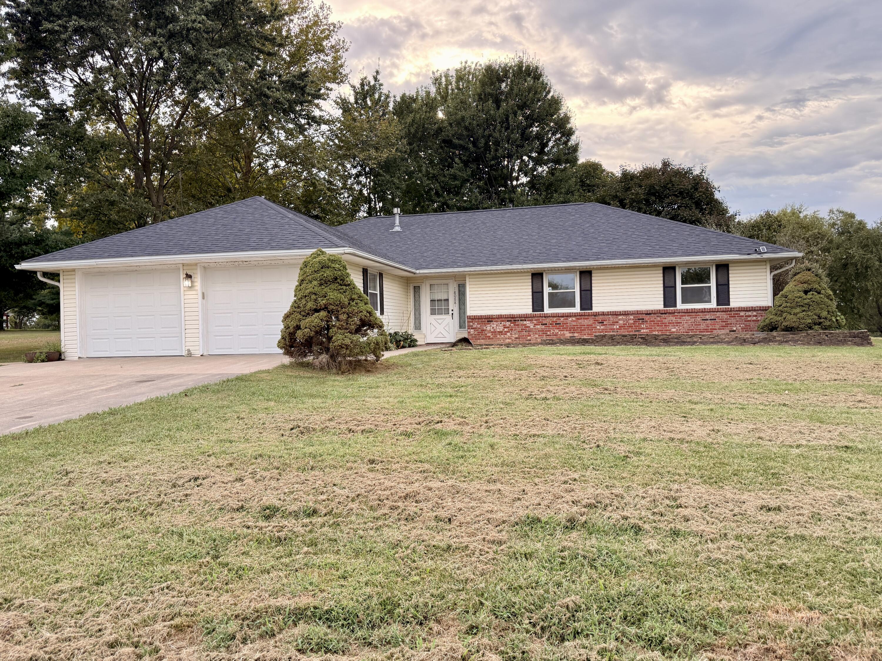 18088 Kathryn Ave Property Photo 1