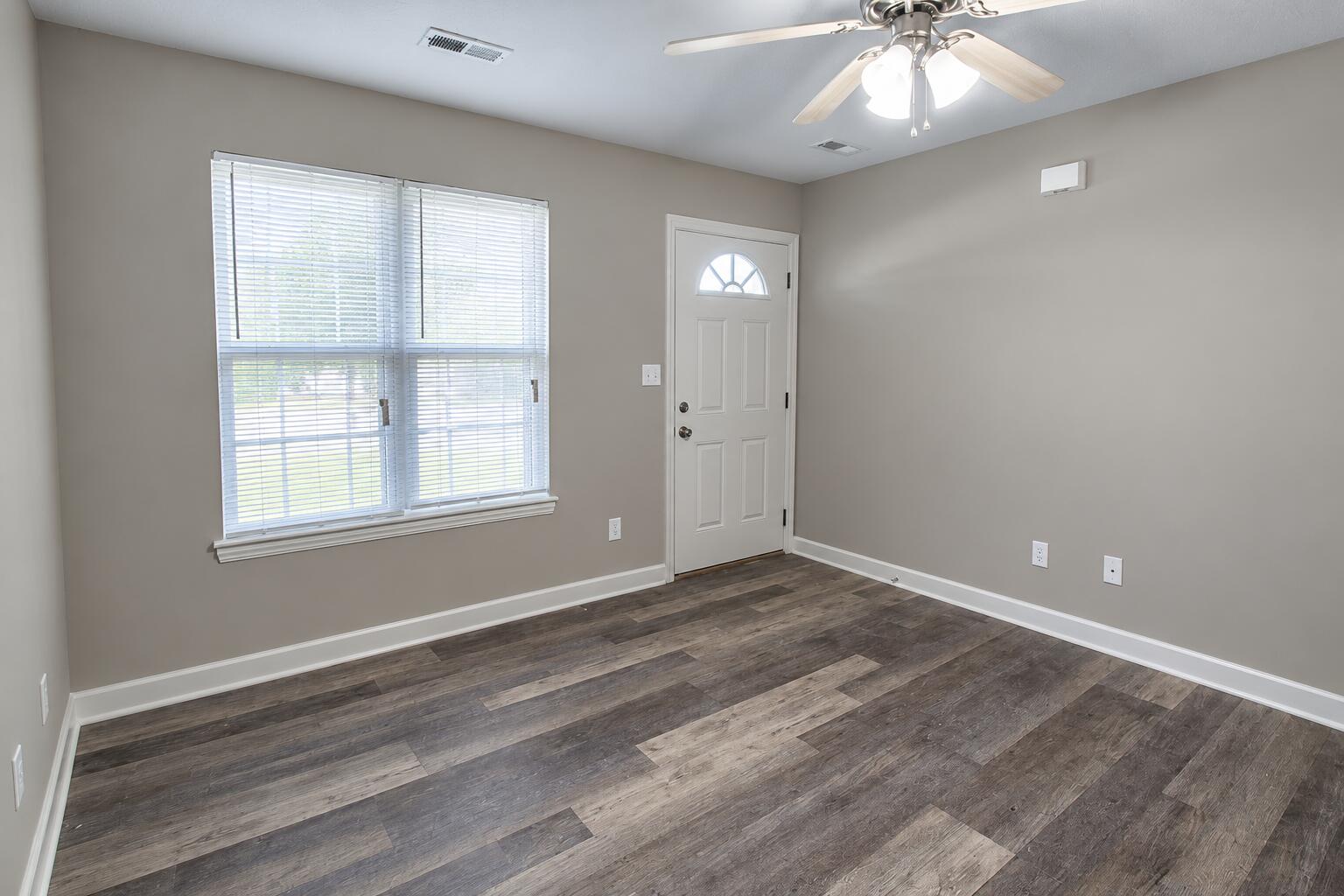1311 Raleigh Dr Property Photo 5