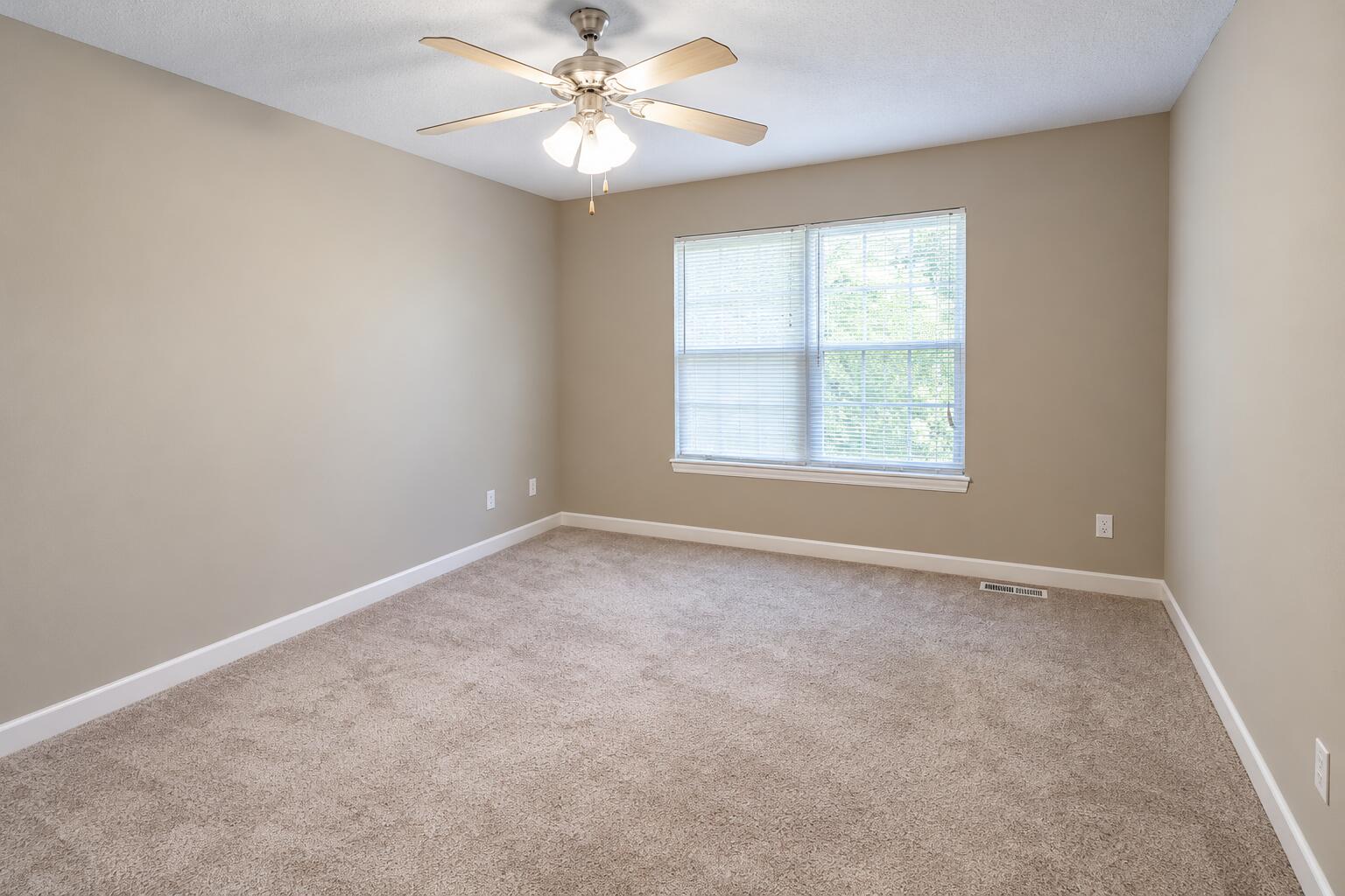 1311 Raleigh Dr Property Photo 18