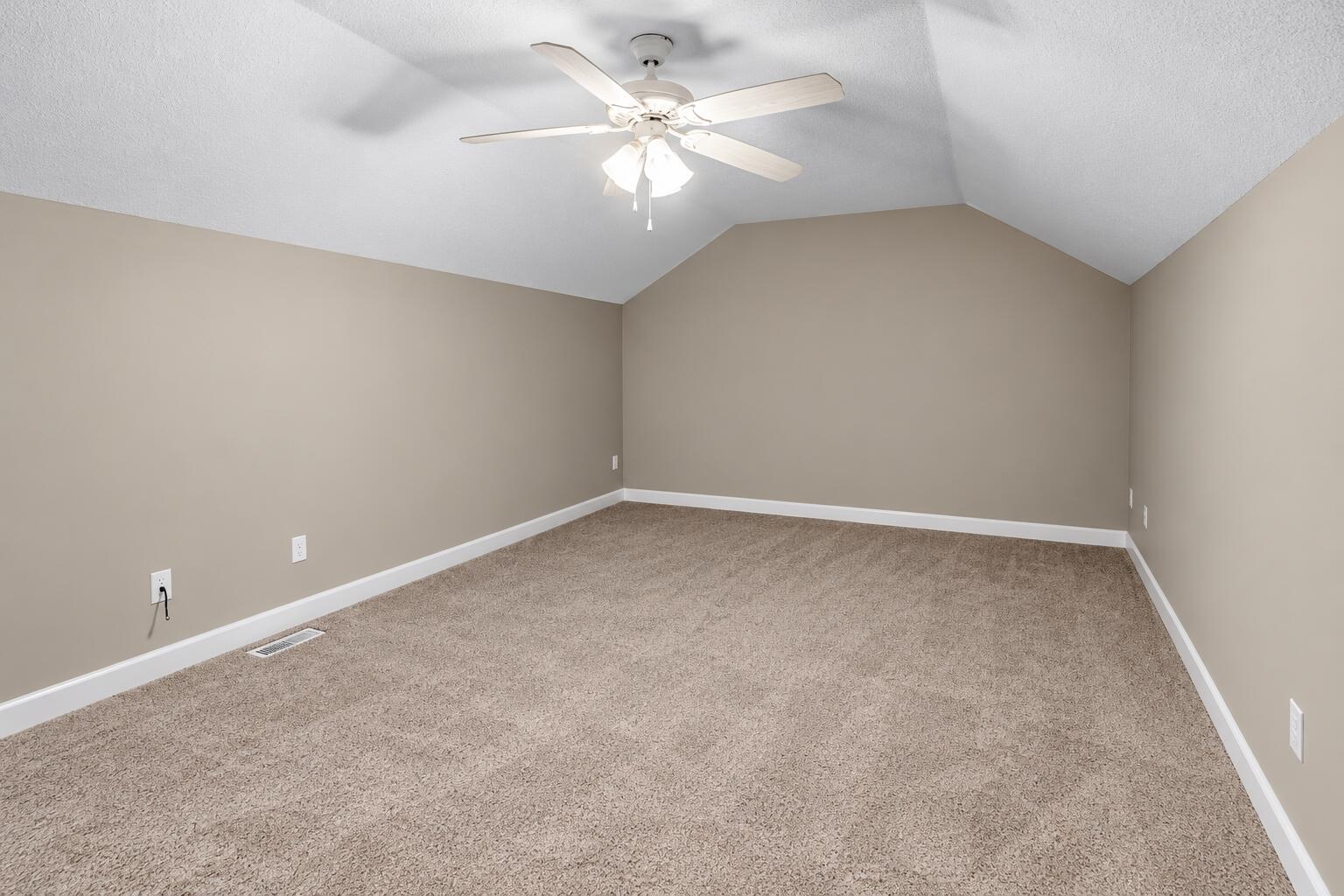 1311 Raleigh Dr Property Photo 23